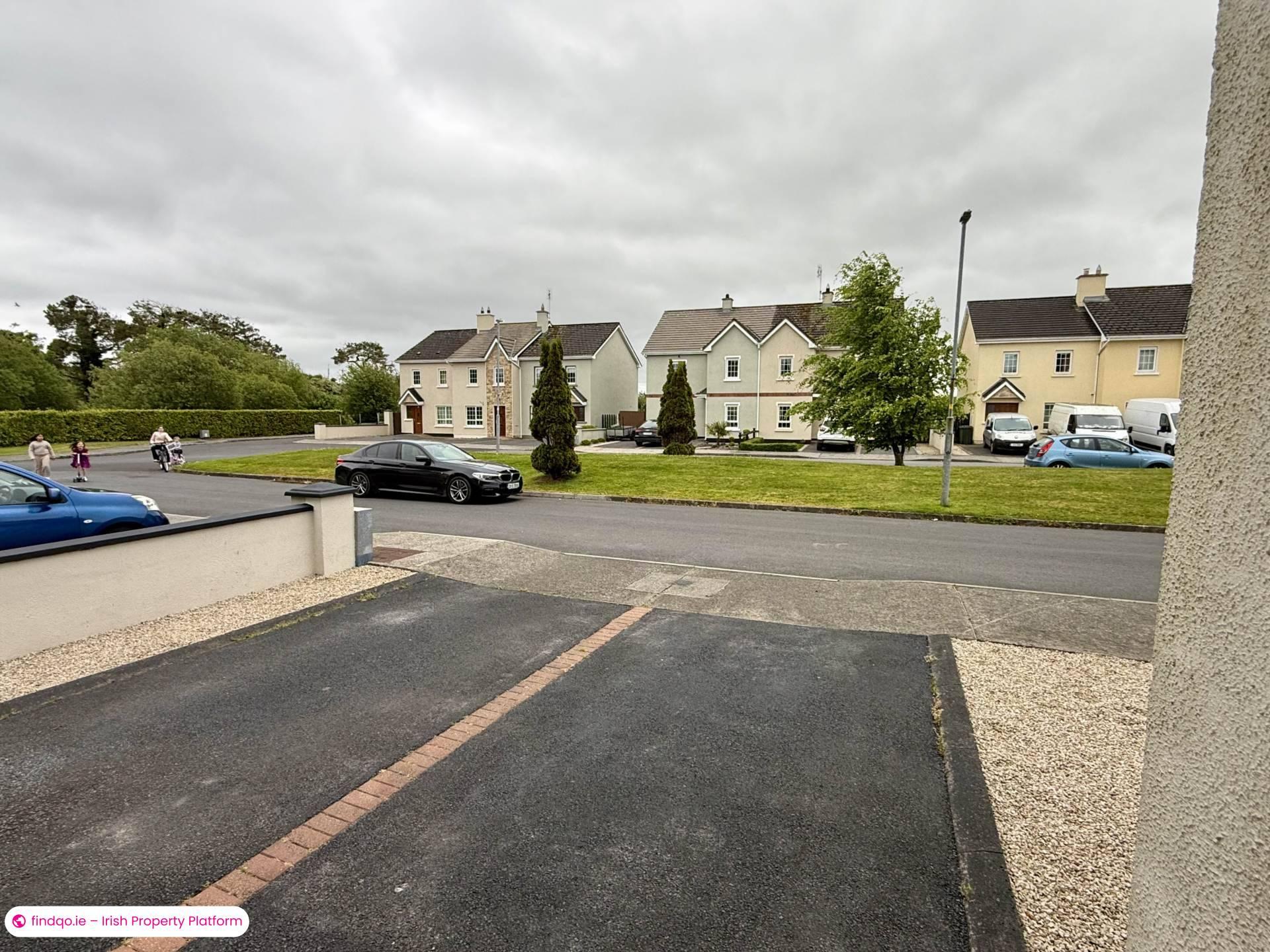 Semi-detached house for Sale in Ballyhaunis, Mayo