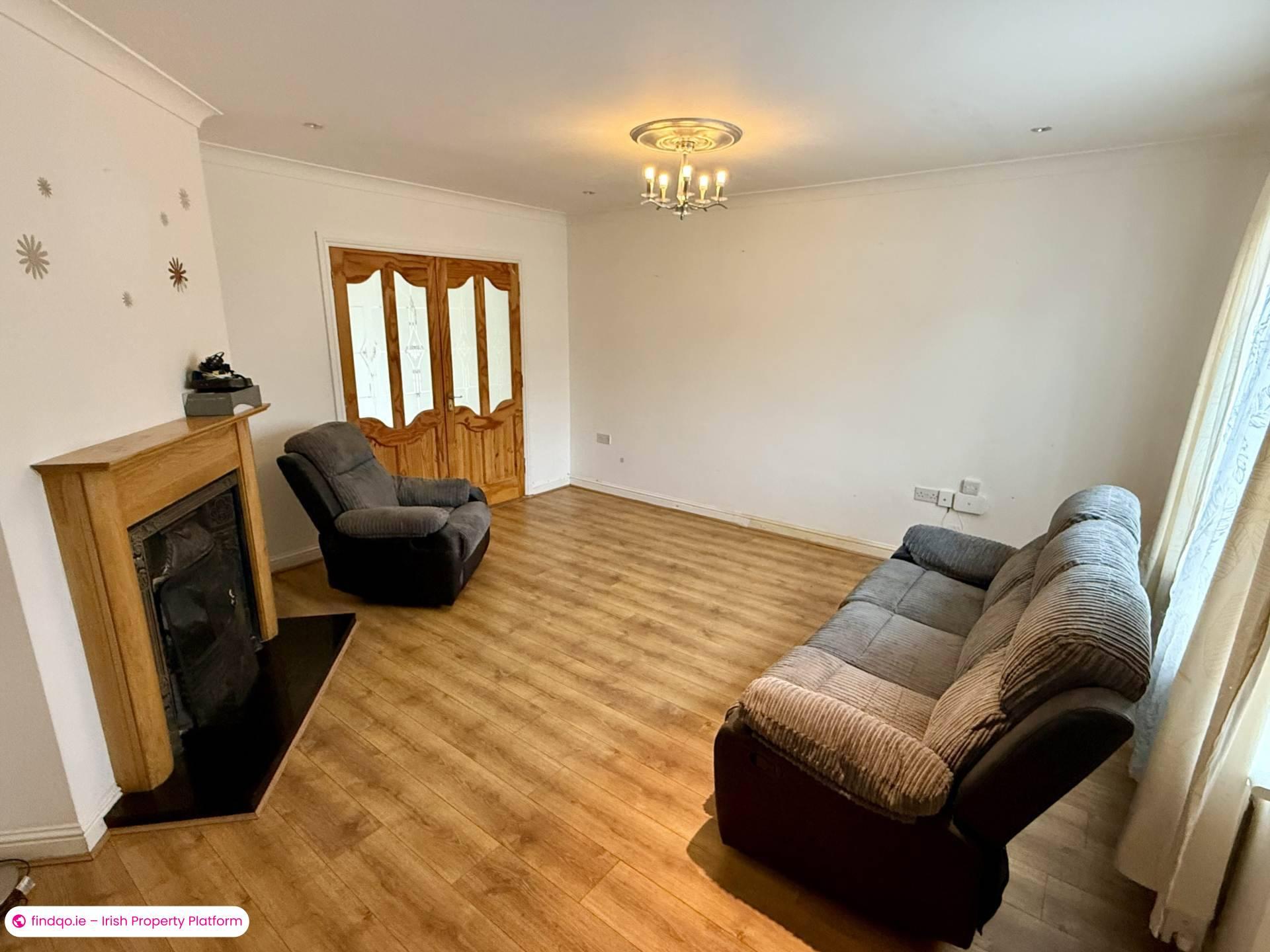Semi-detached house for Sale in Ballyhaunis, Mayo