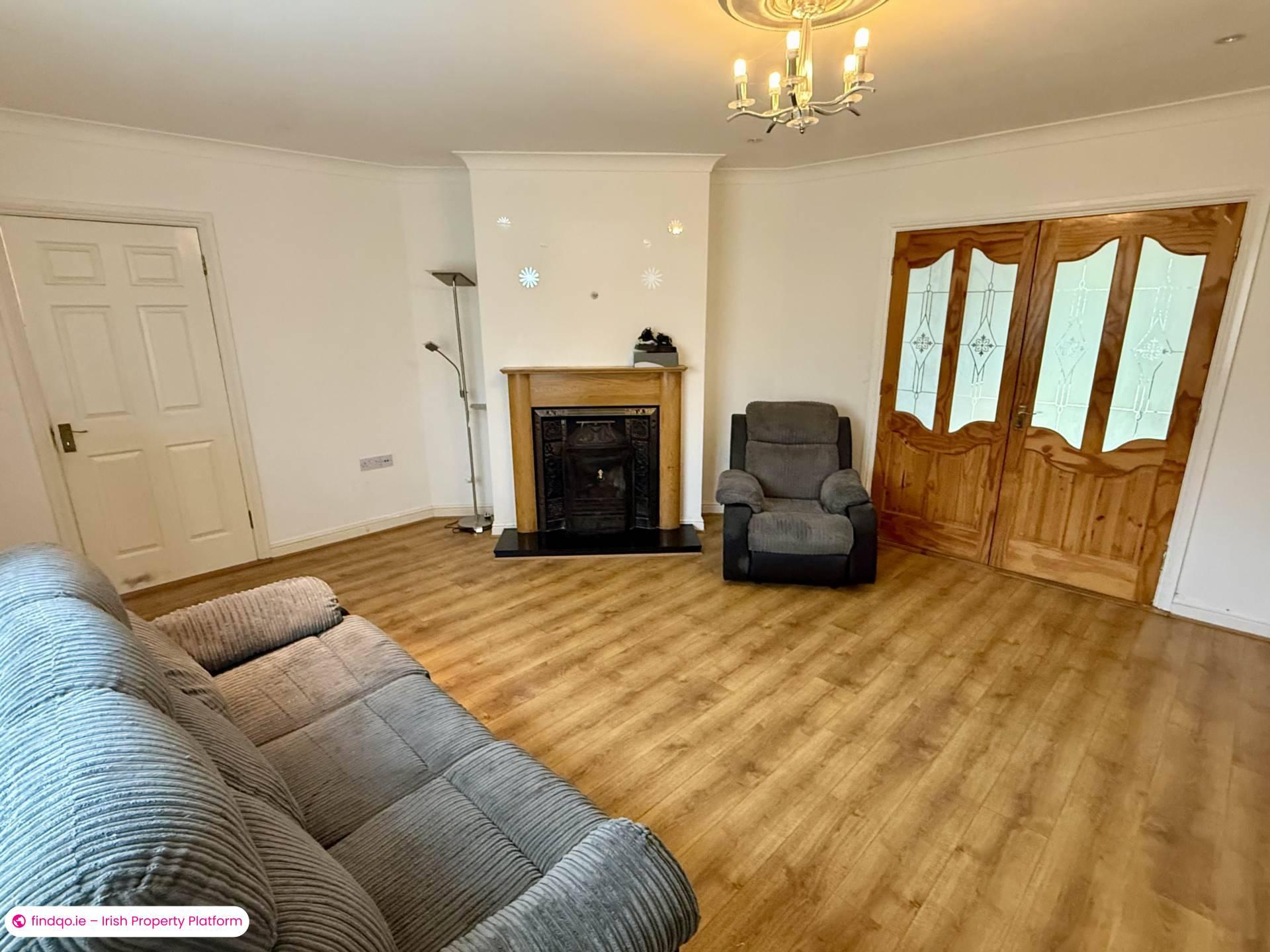 Semi-detached house for Sale in Ballyhaunis, Mayo