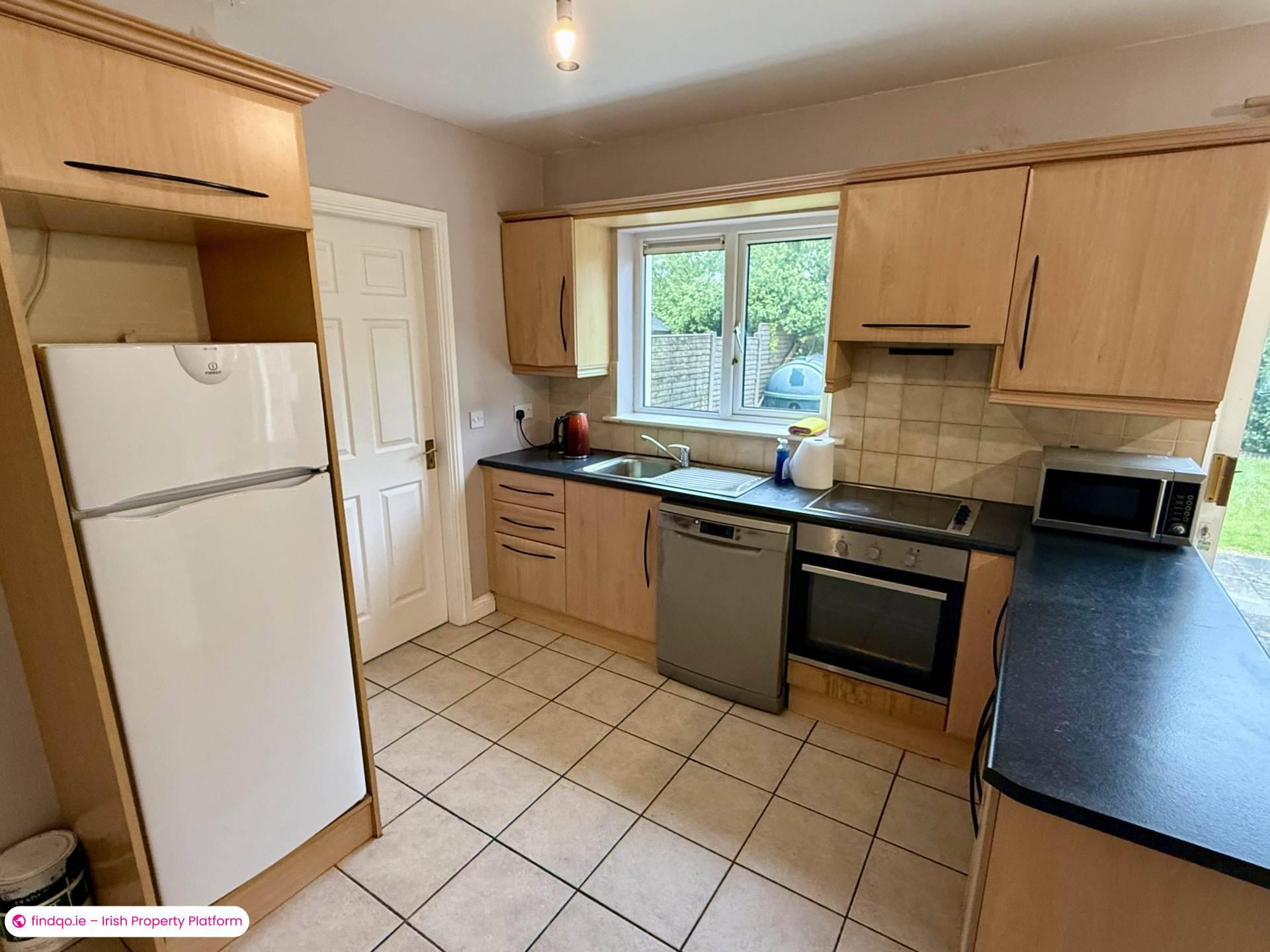 Semi-detached house for Sale in Ballyhaunis, Mayo