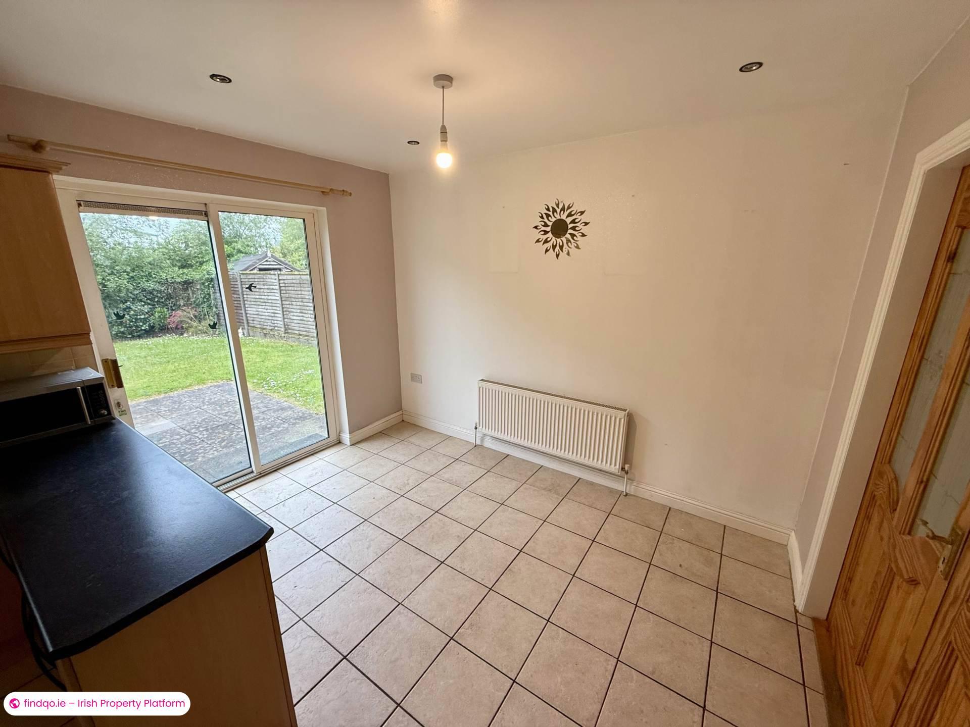 Semi-detached house for Sale in Ballyhaunis, Mayo