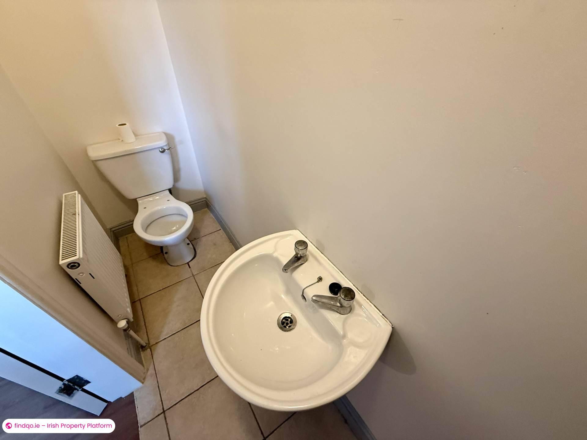 Semi-detached house for Sale in Ballyhaunis, Mayo