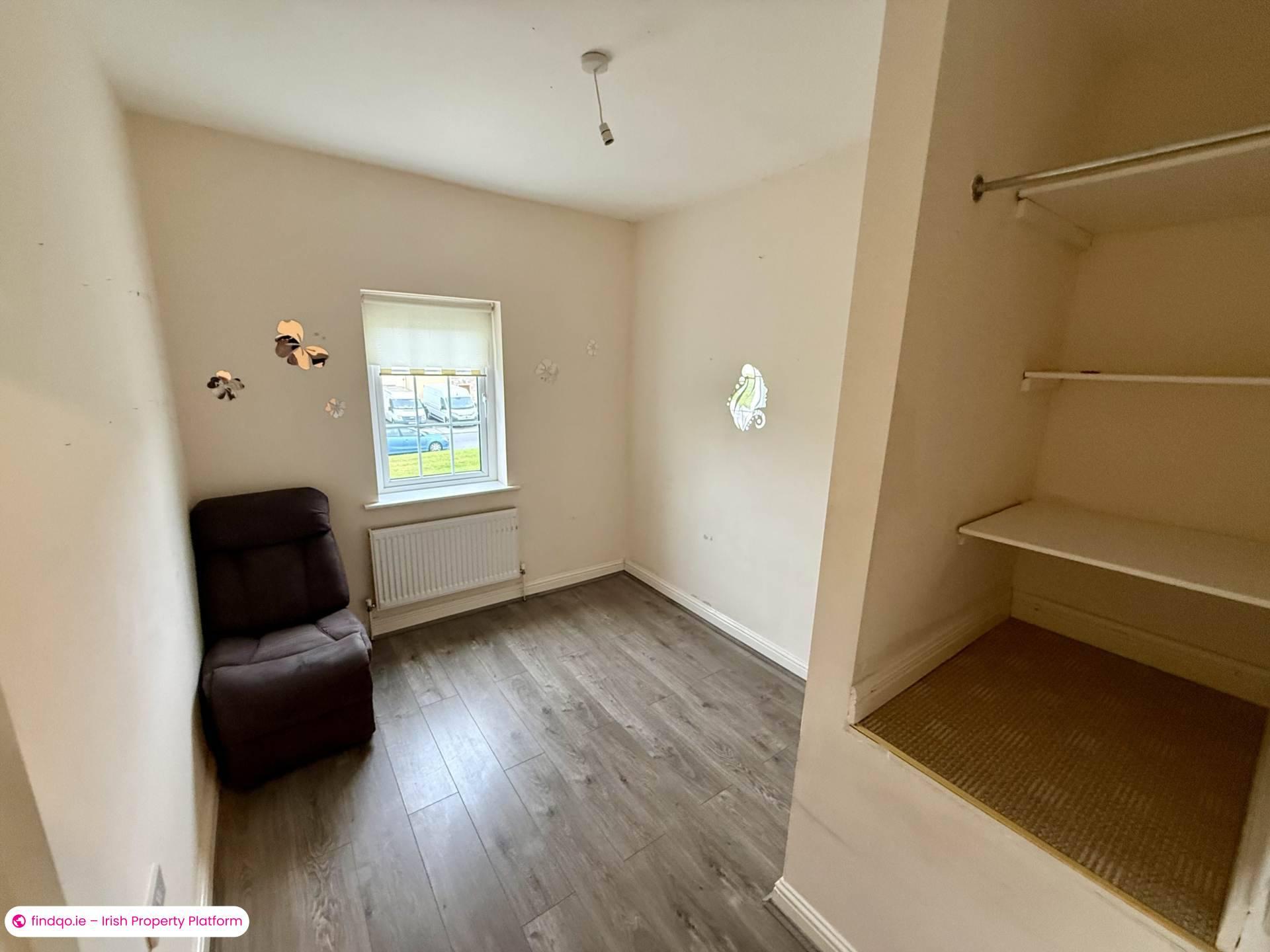 Semi-detached house for Sale in Ballyhaunis, Mayo