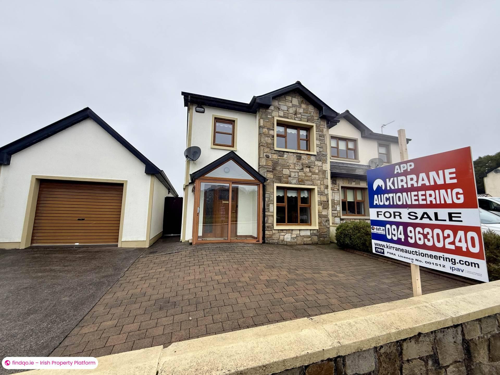 Semi-detached house for Sale in Ballaghaderreen, Roscommon