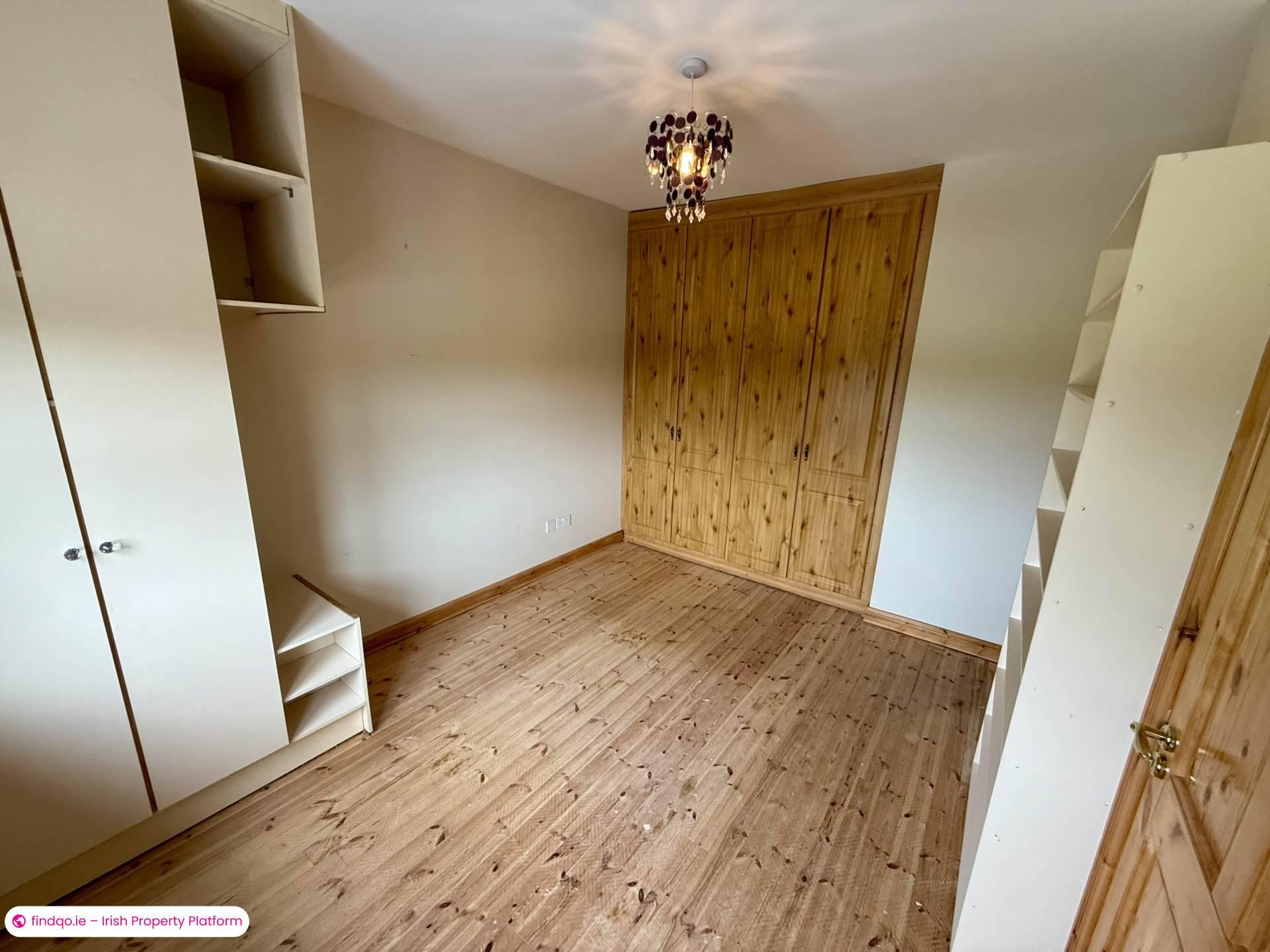 Semi-detached house for Sale in Ballaghaderreen, Roscommon