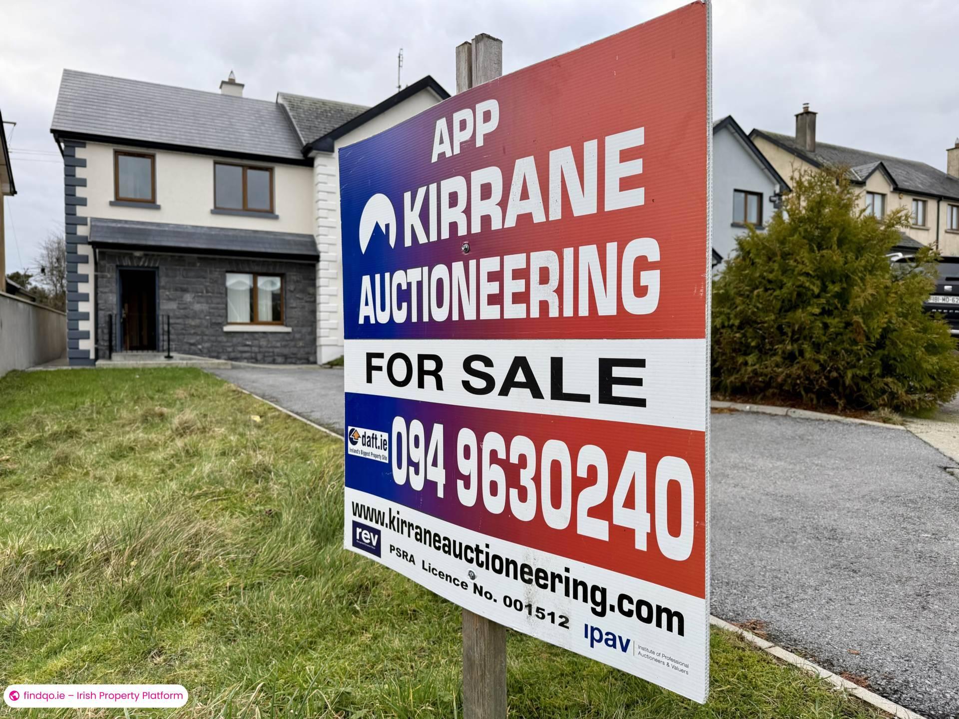 Terraced house for Sale in Knock, Clare