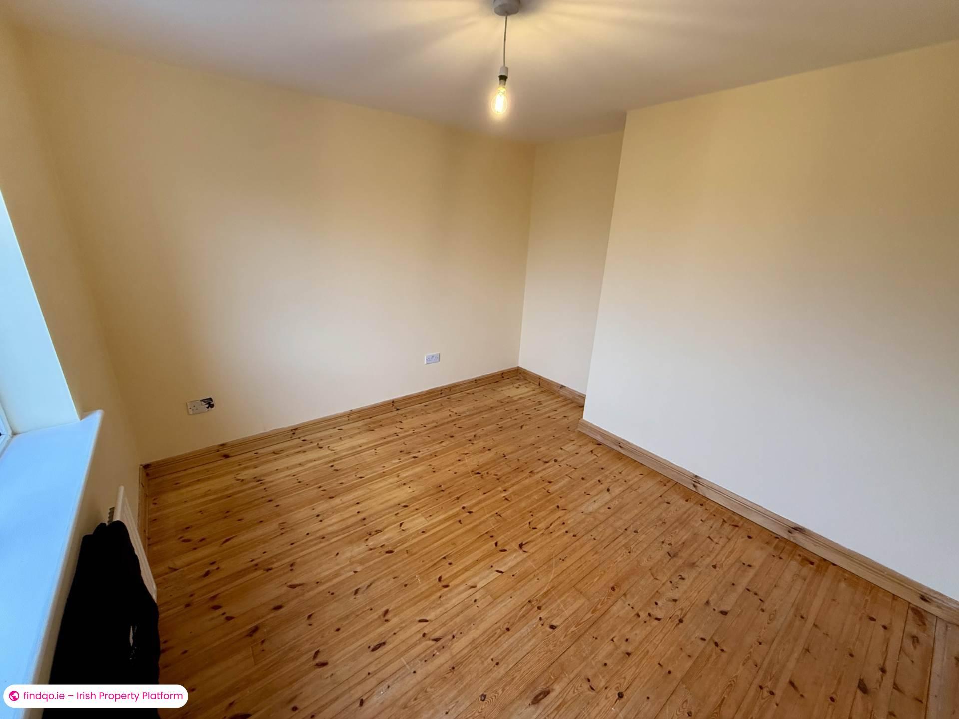 Terraced house for Sale in Knock, Clare