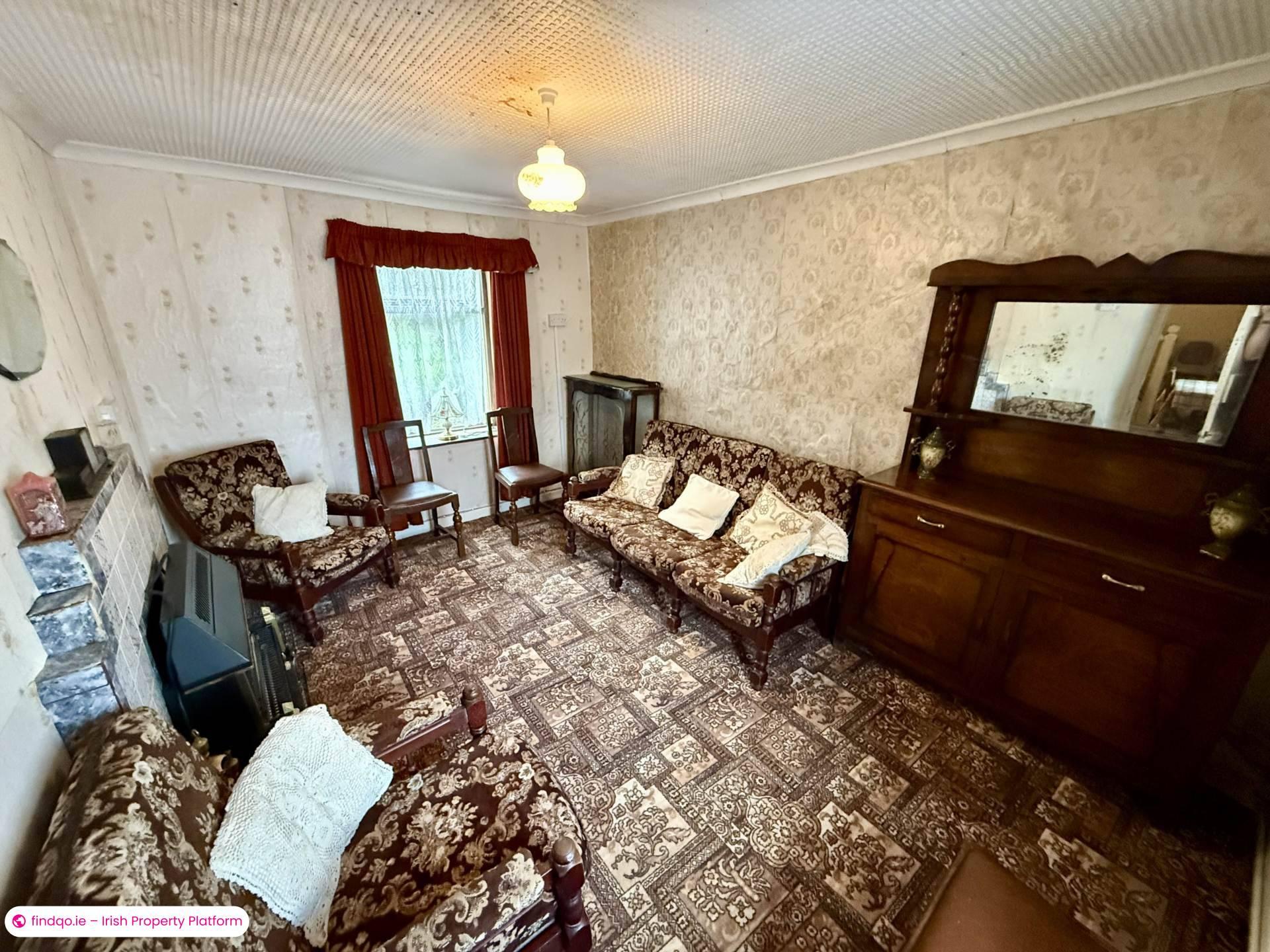 Detached house for Sale in Ballyhaunis, Mayo