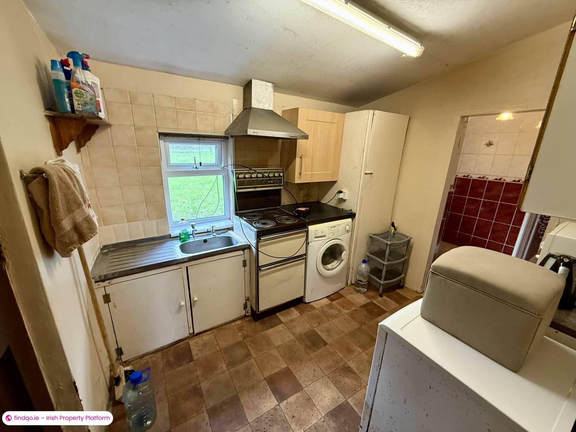 Detached house for Sale in Ballyhaunis, Mayo