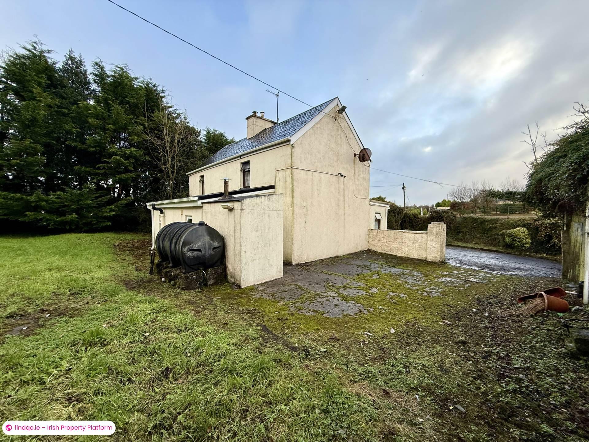 Detached house for Sale in Ballyhaunis, Mayo