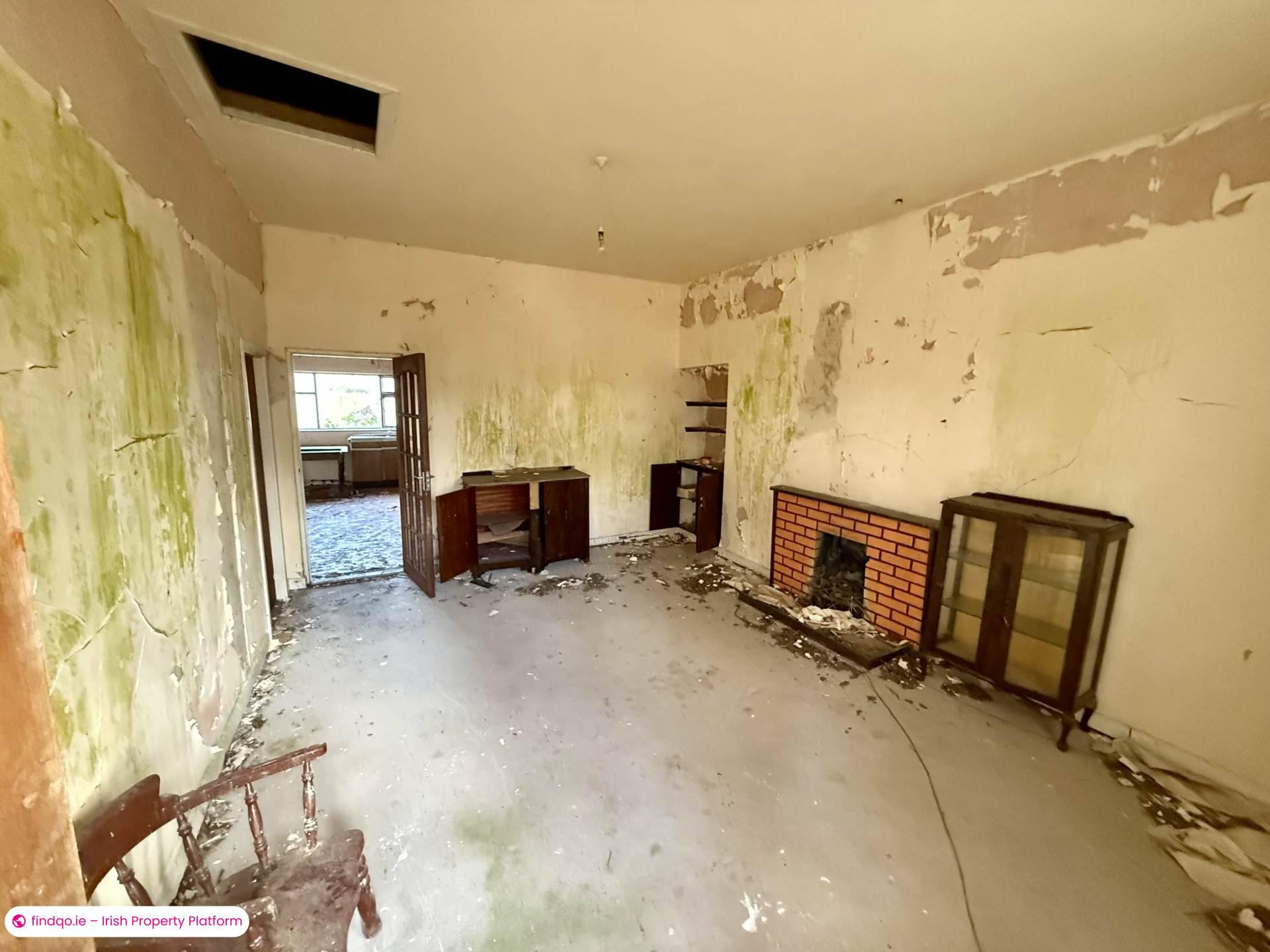 Detached house for Sale in Ballyhaunis, Mayo