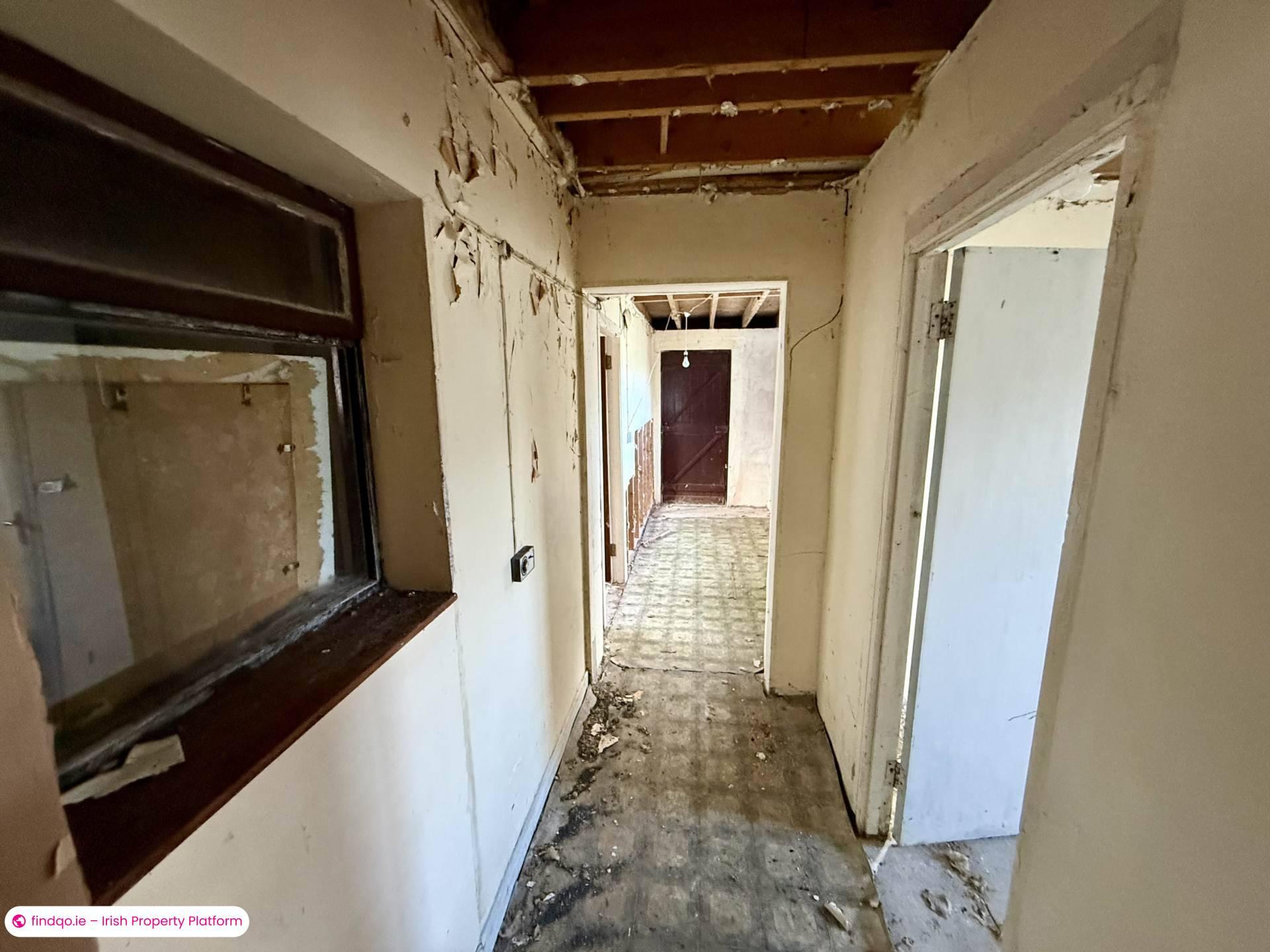 Detached house for Sale in Ballyhaunis, Mayo