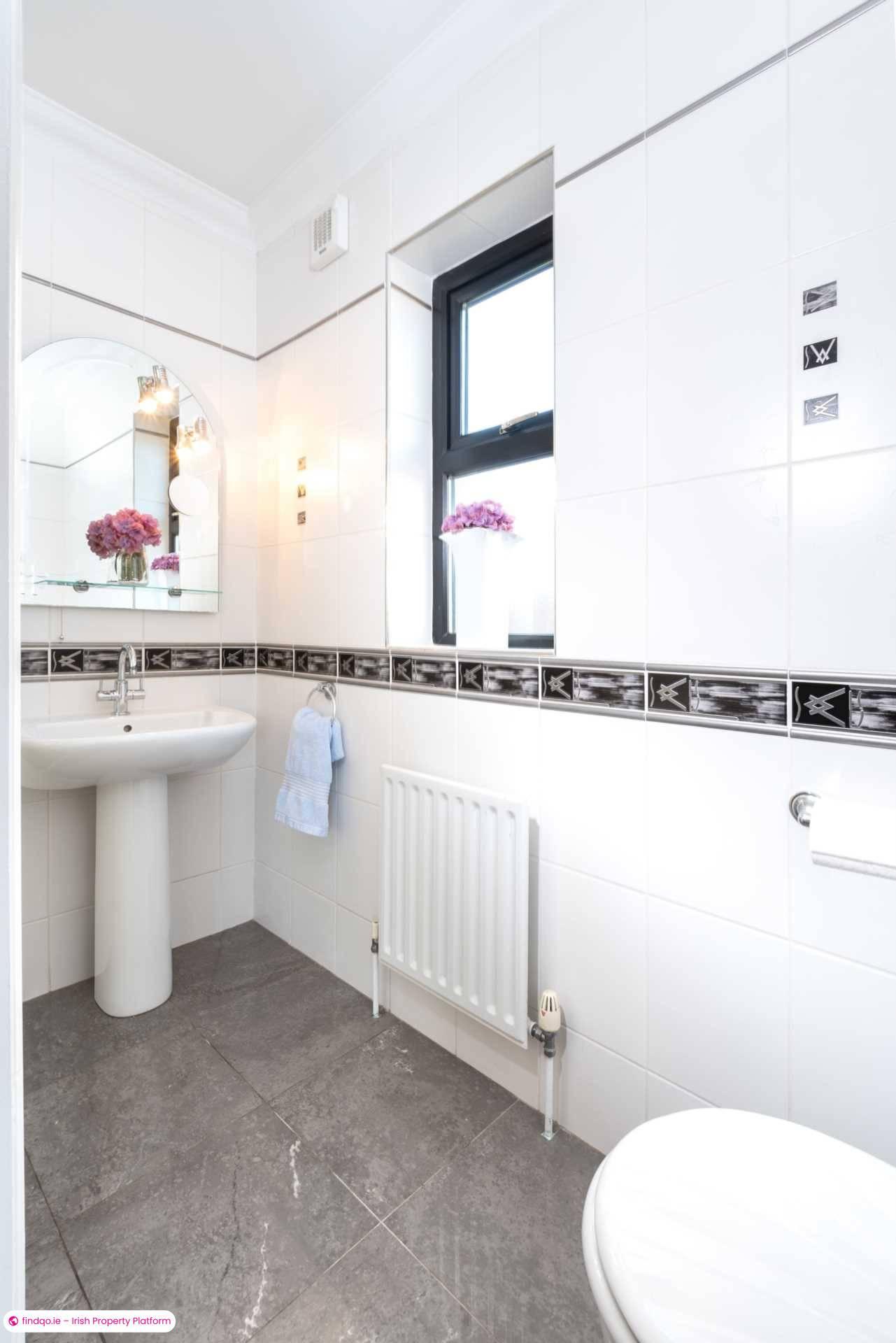 Detached house for Sale in Rosscahill, Galway