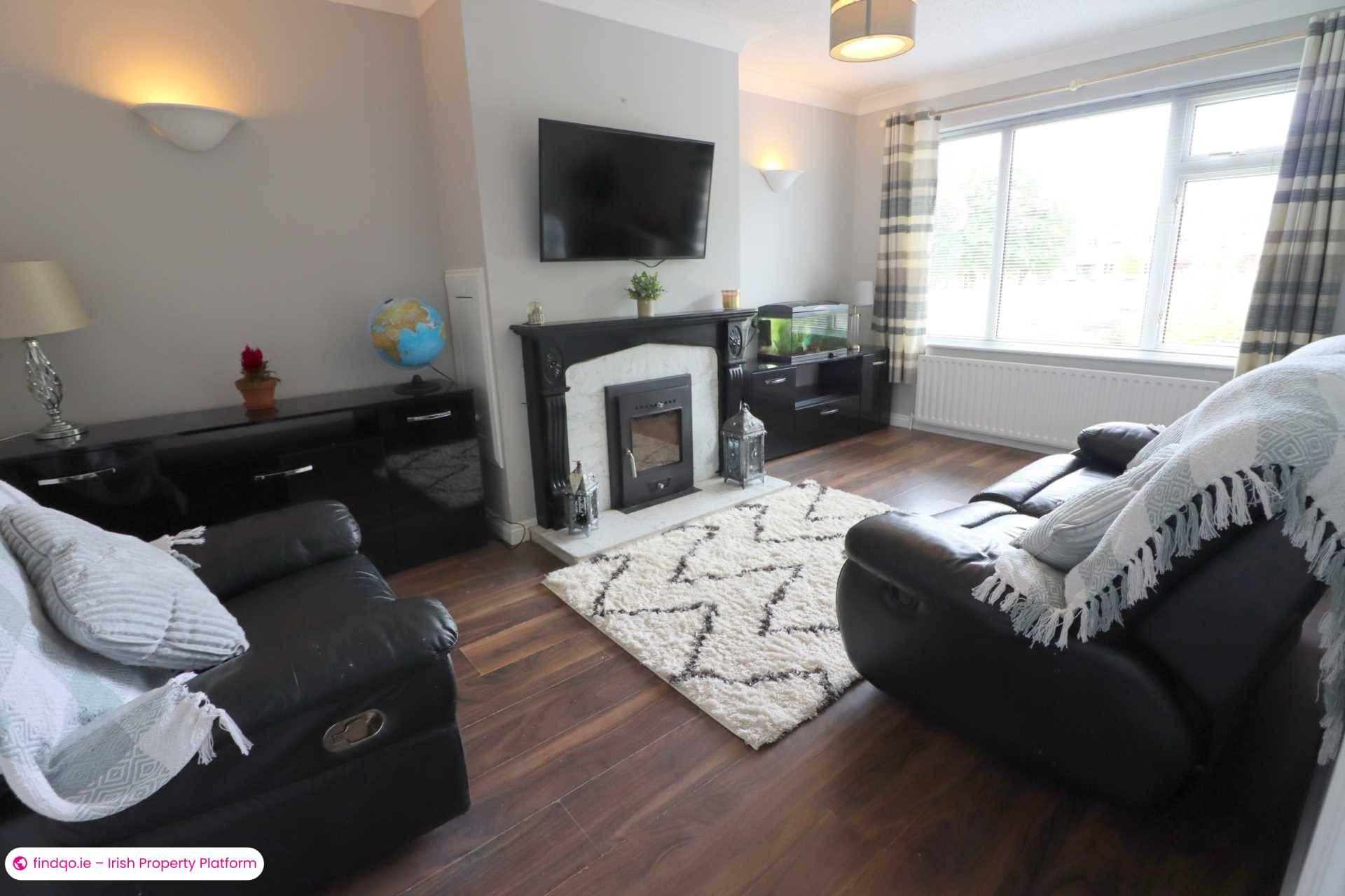 Semi-detached house for Sale in Knocknacarra, Galway