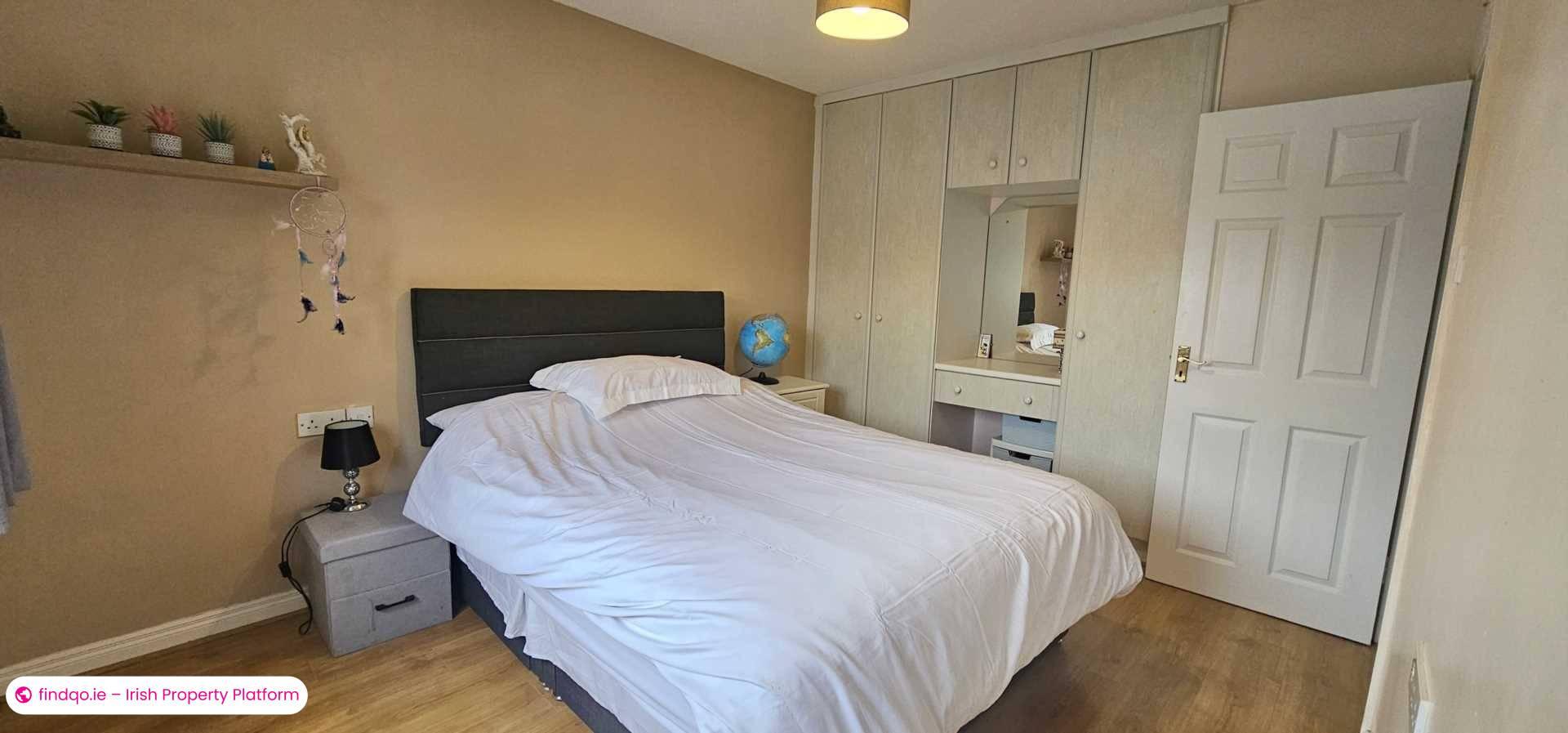 Semi-detached house for Sale in Knocknacarra, Galway