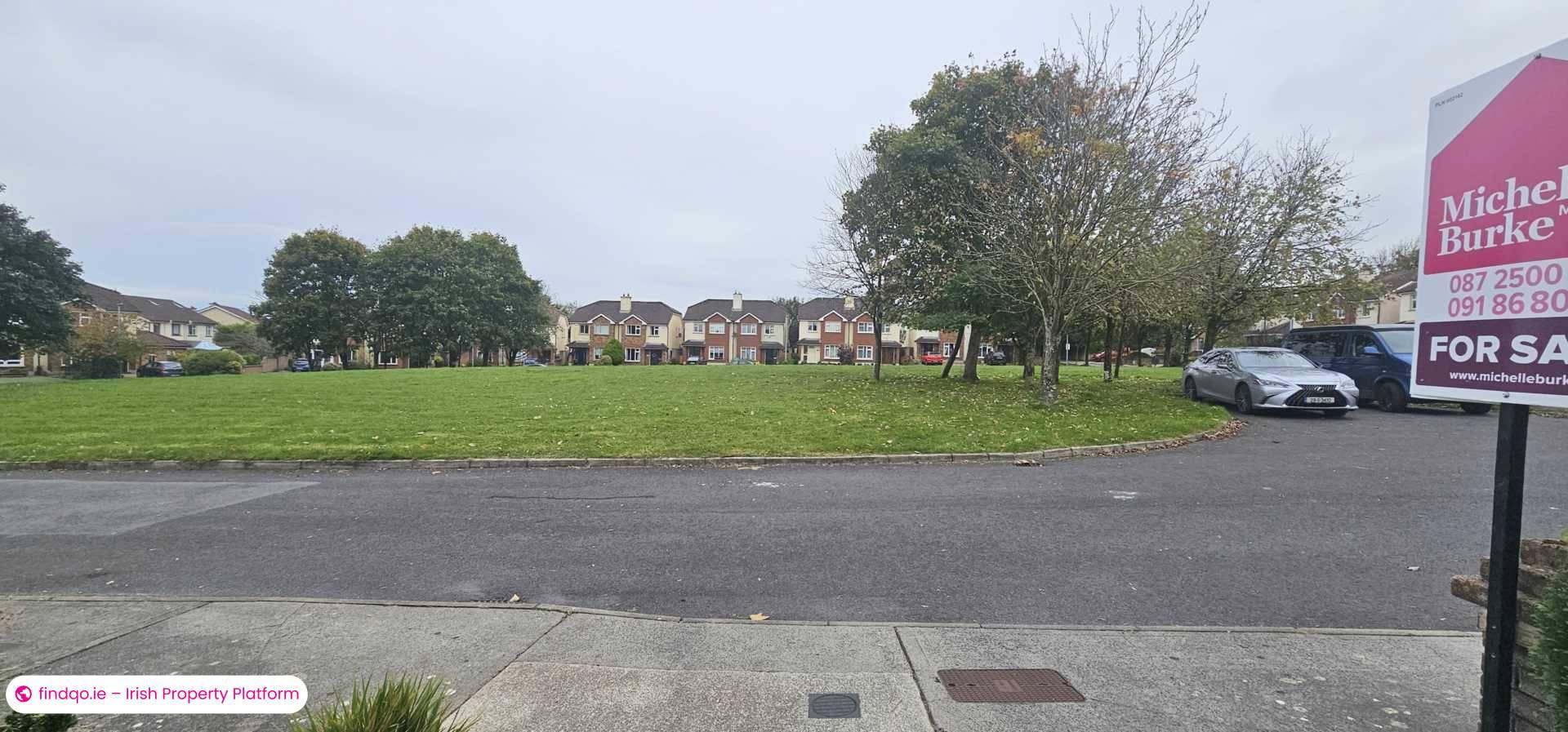 Semi-detached house for Sale in Knocknacarra, Galway