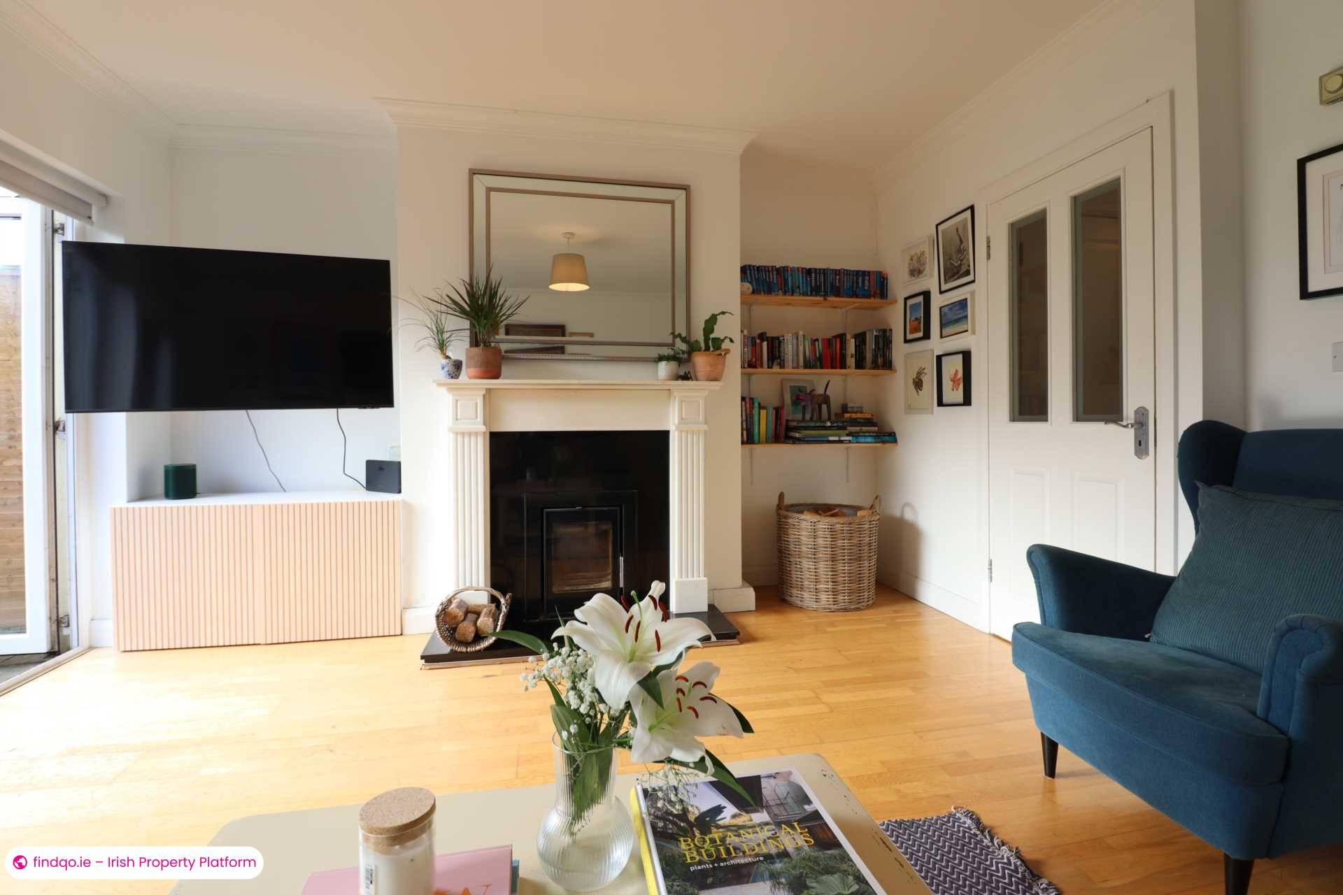 Terraced house for Sale in Roscam, Galway