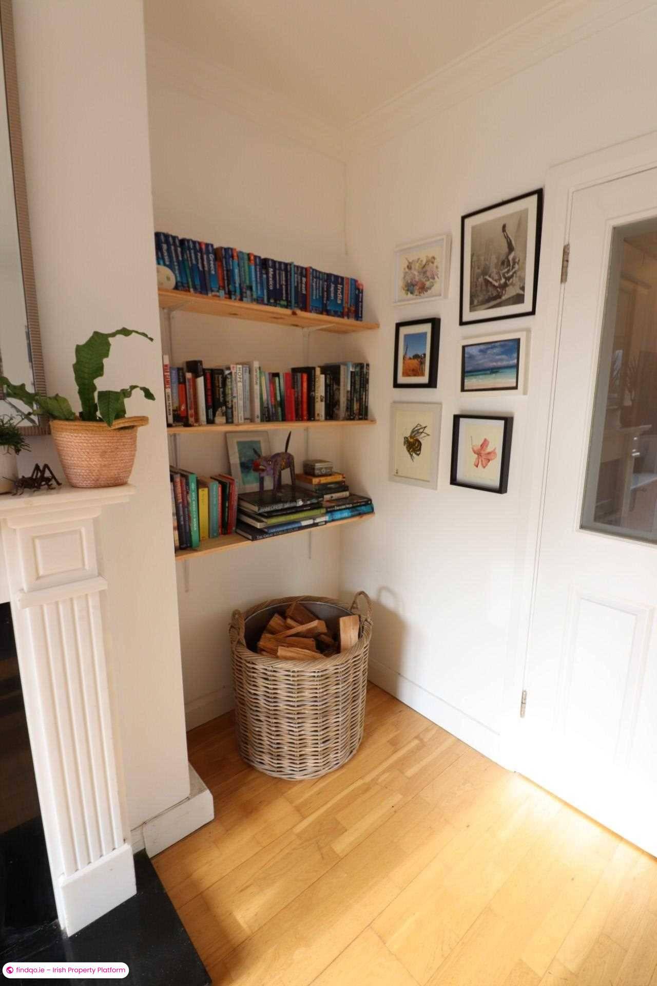 Terraced house for Sale in Roscam, Galway