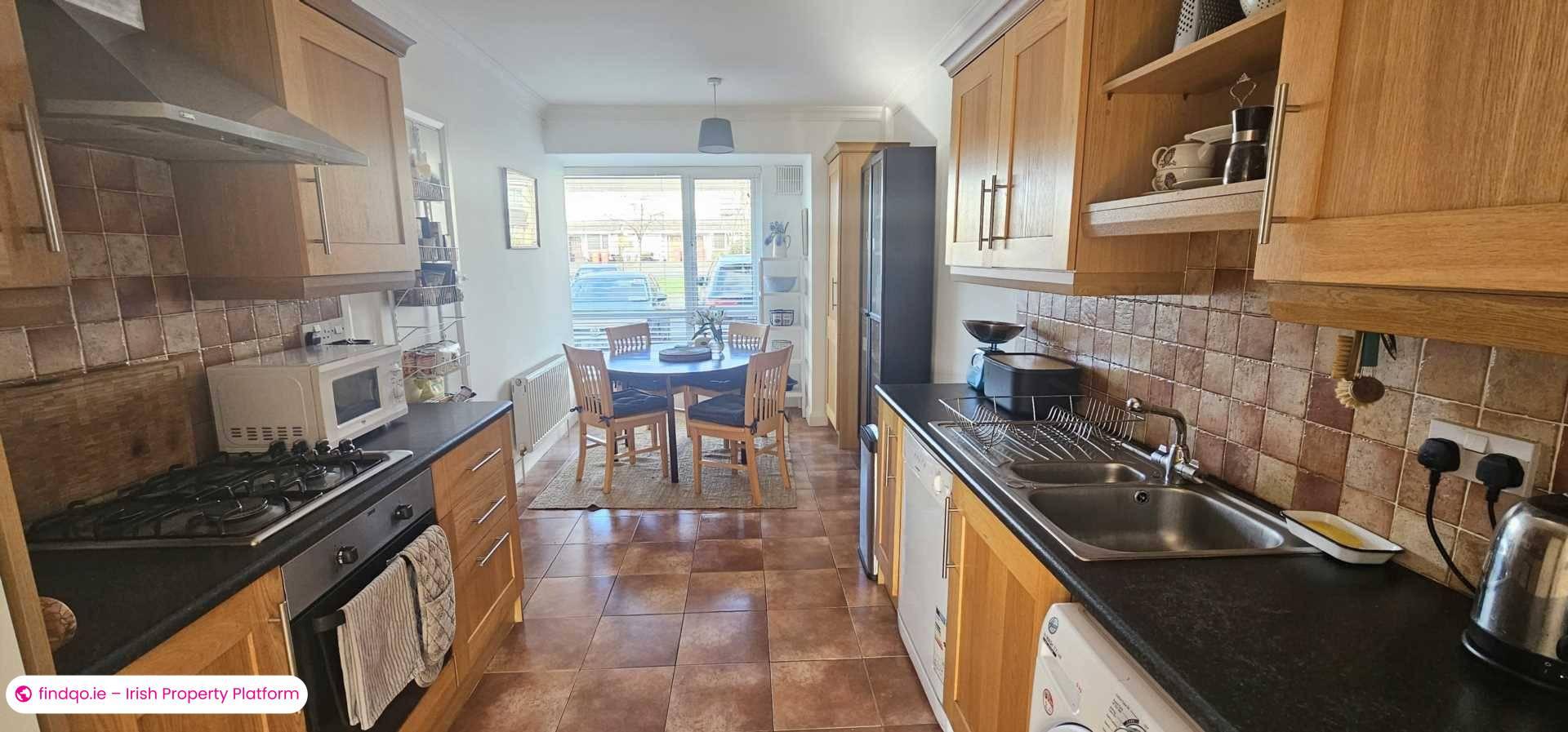 Terraced house for Sale in Roscam, Galway