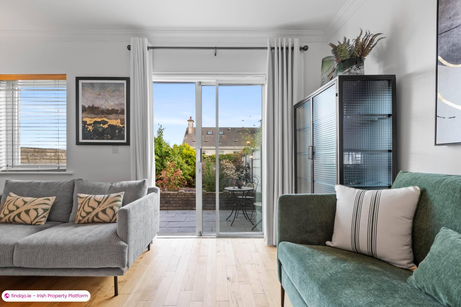 Semi-detached house for Sale in Roscam, Galway