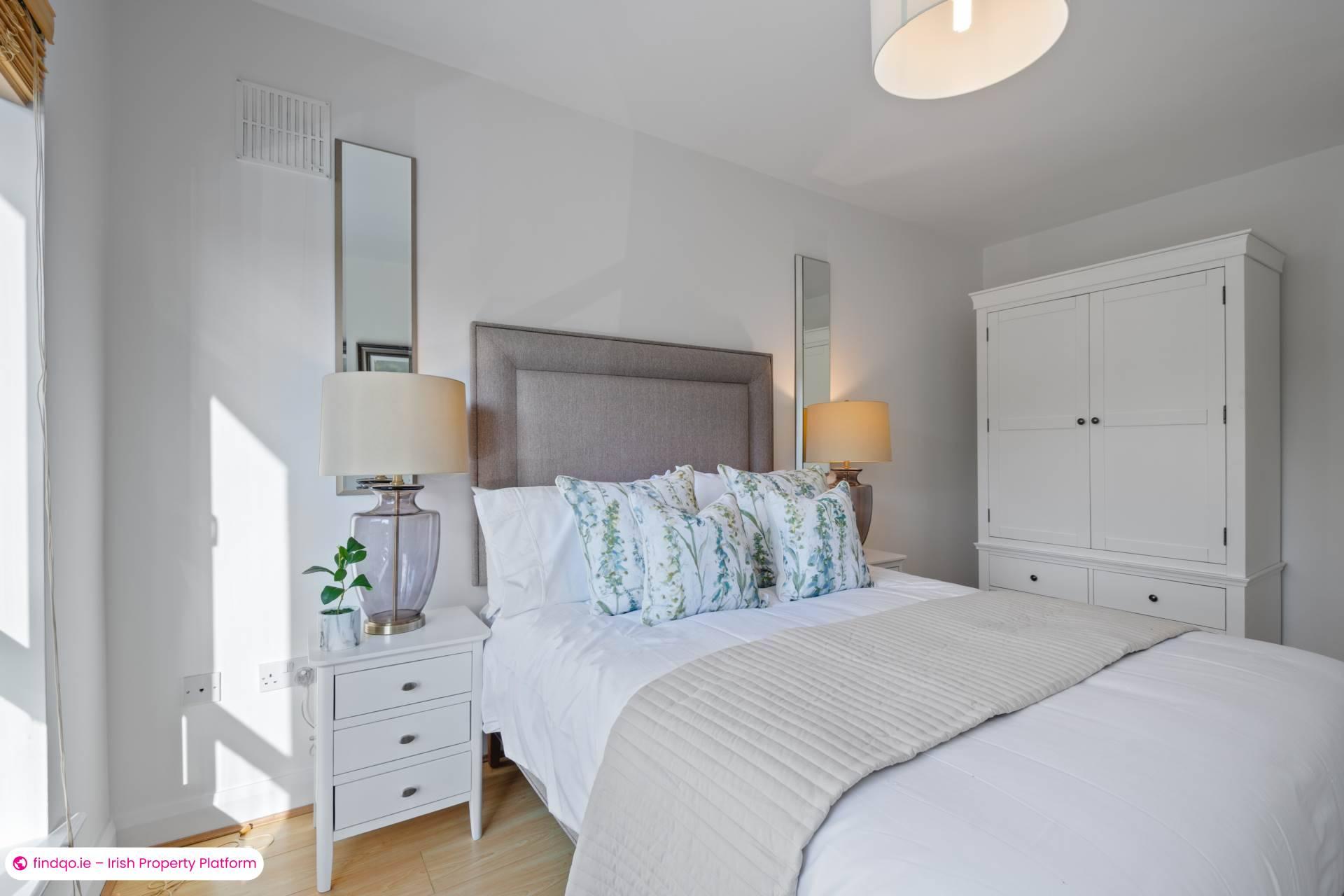 Semi-detached house for Sale in Roscam, Galway