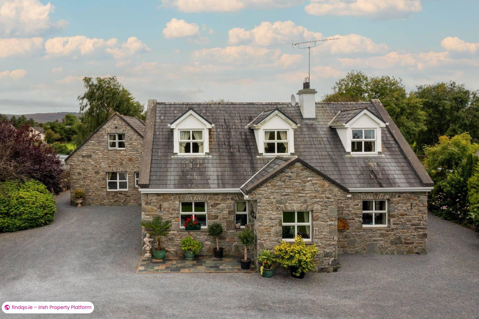 Detached house for Sale in Oughterard, Galway