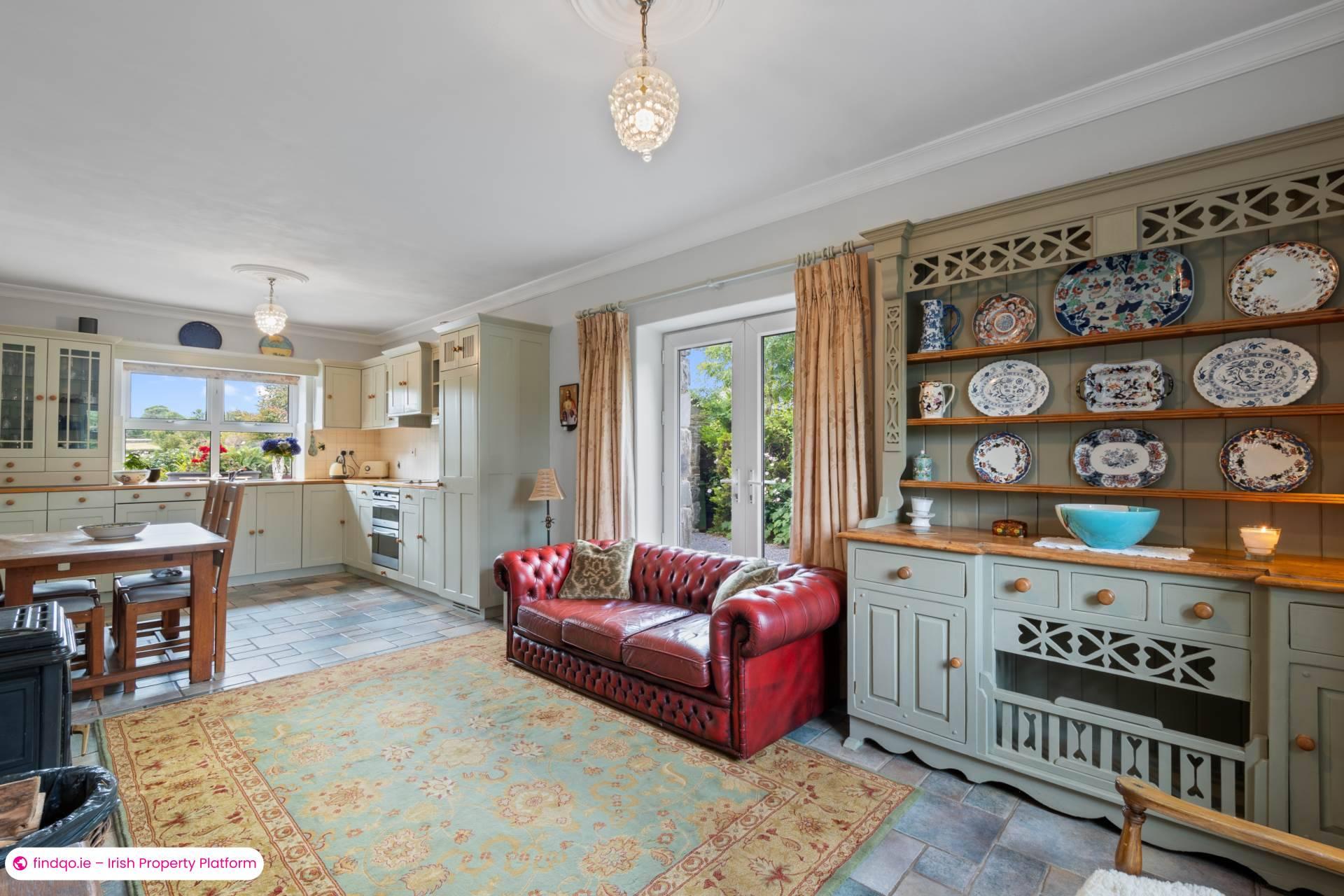 Detached house for Sale in Oughterard, Galway