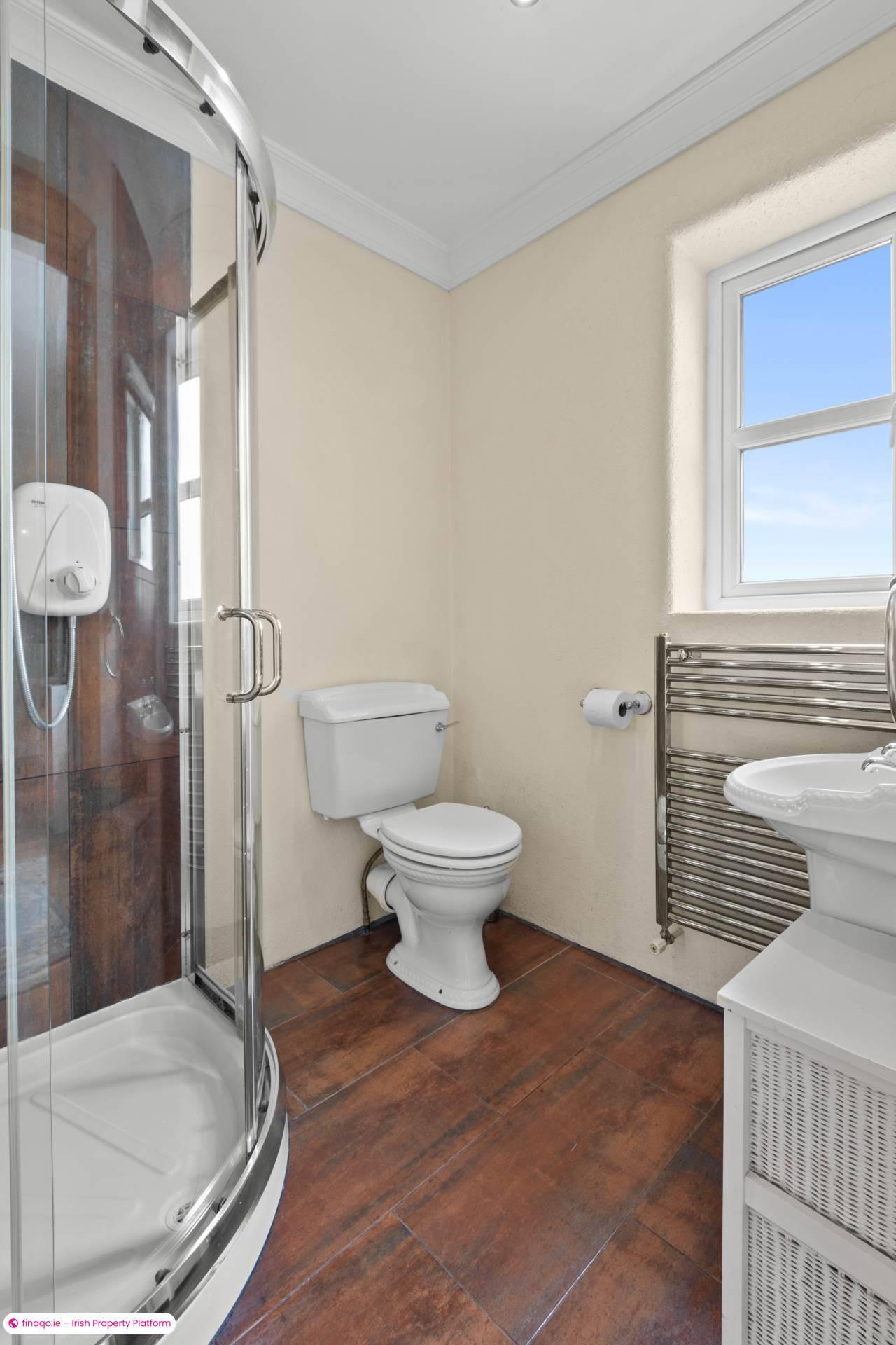 Detached house for Sale in Oughterard, Galway