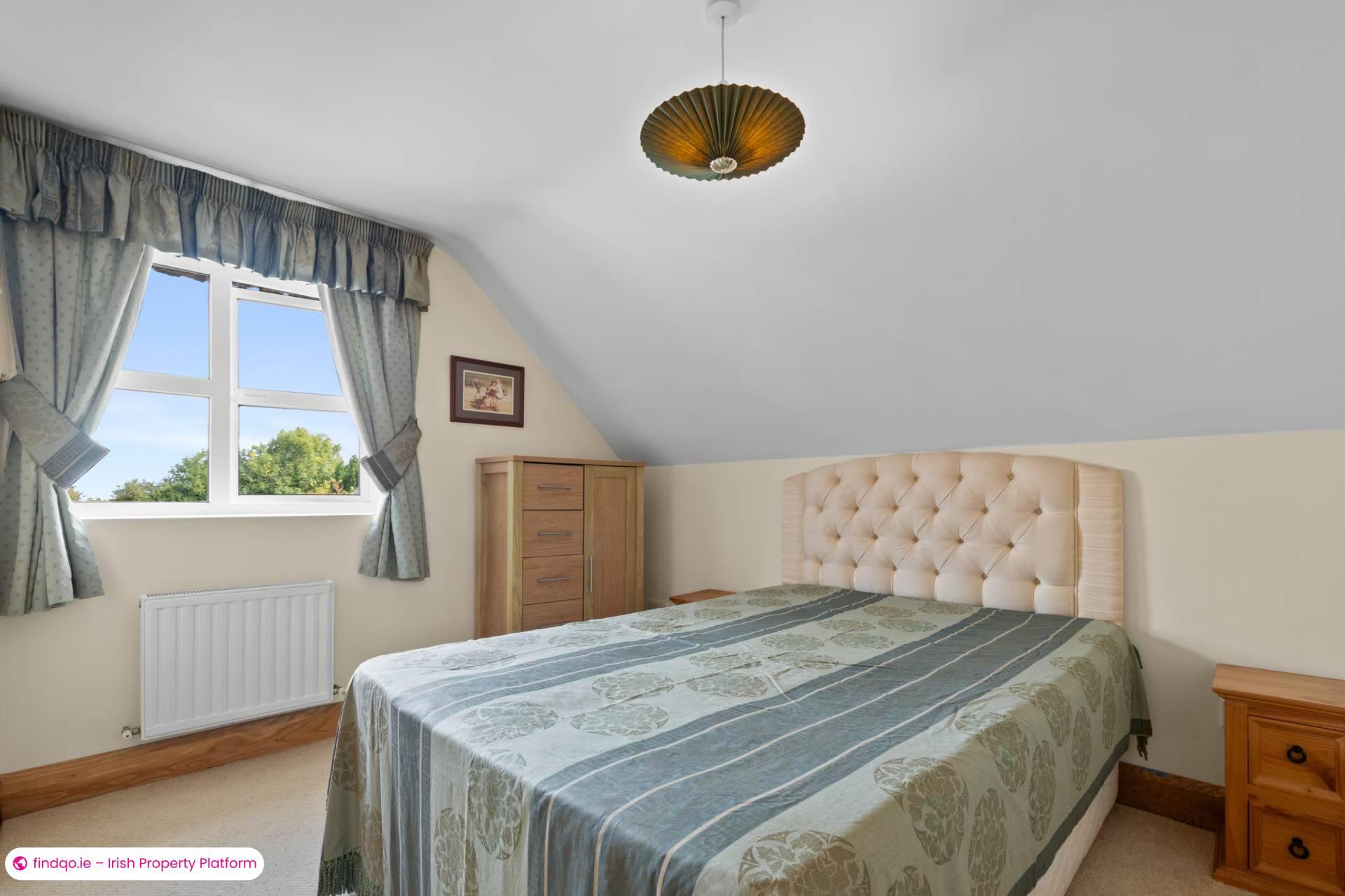 Detached house for Sale in Oughterard, Galway