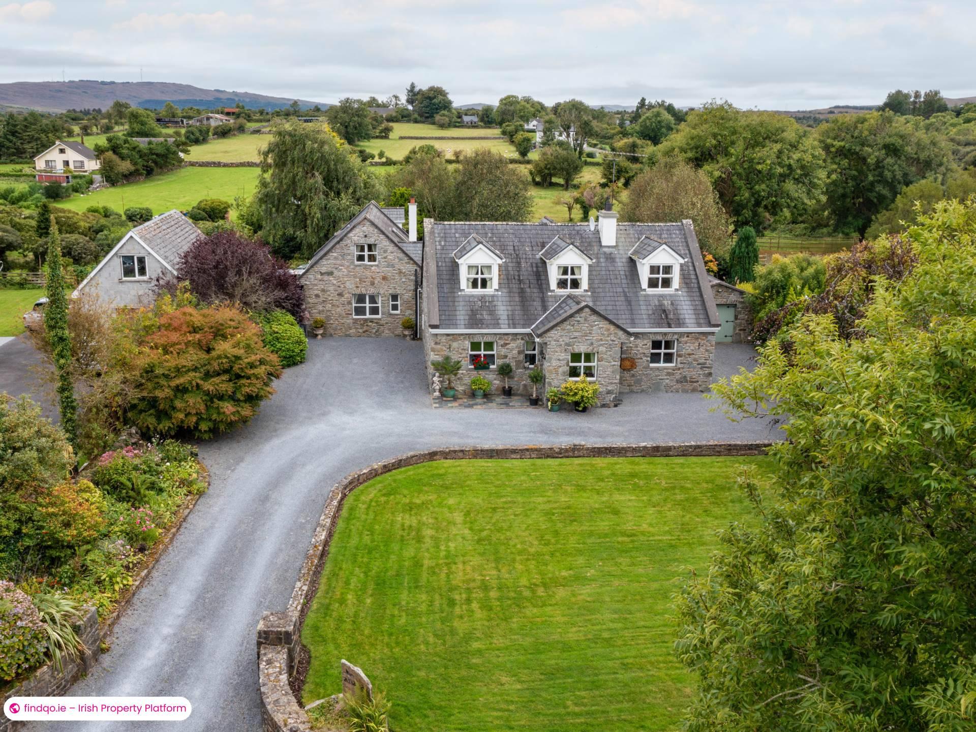 Detached house for Sale in Oughterard, Galway