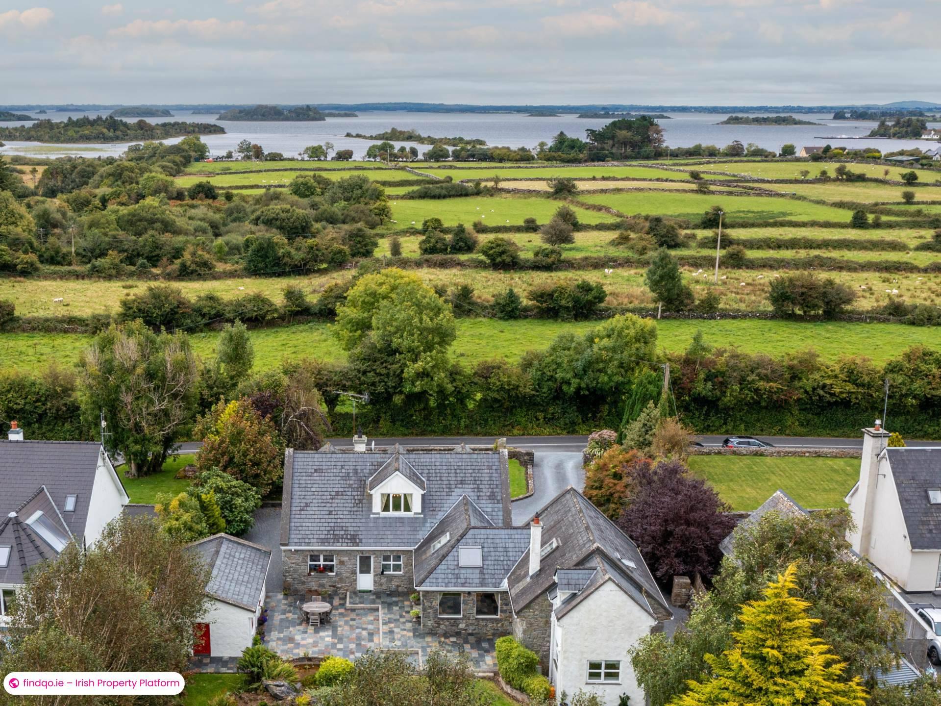 Detached house for Sale in Oughterard, Galway