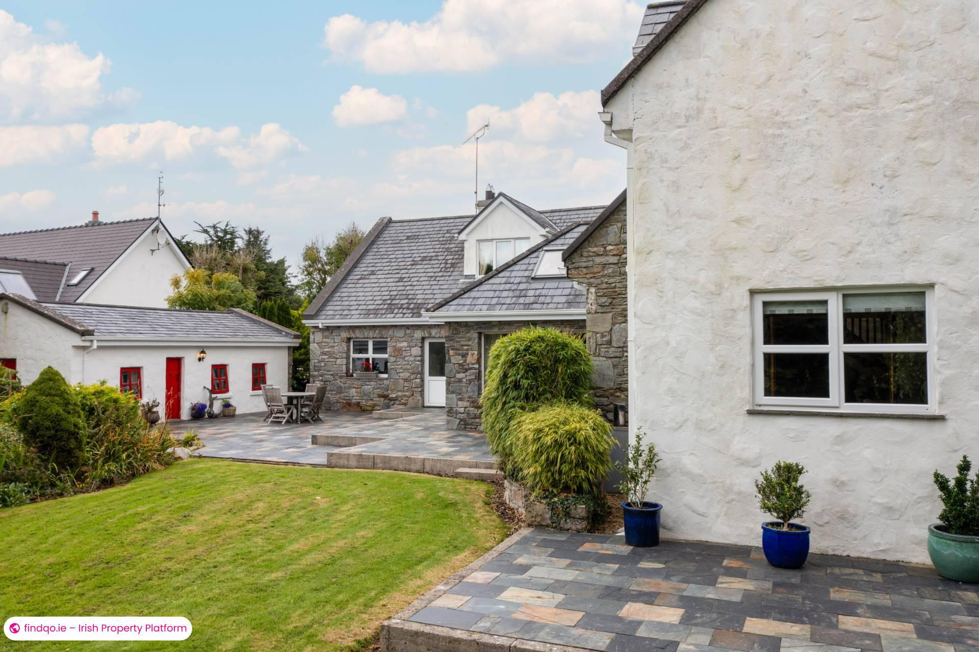 Detached house for Sale in Oughterard, Galway