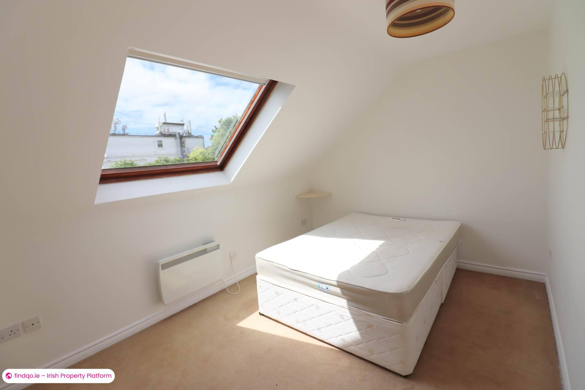 Terraced house for Sale in Salthill, Galway