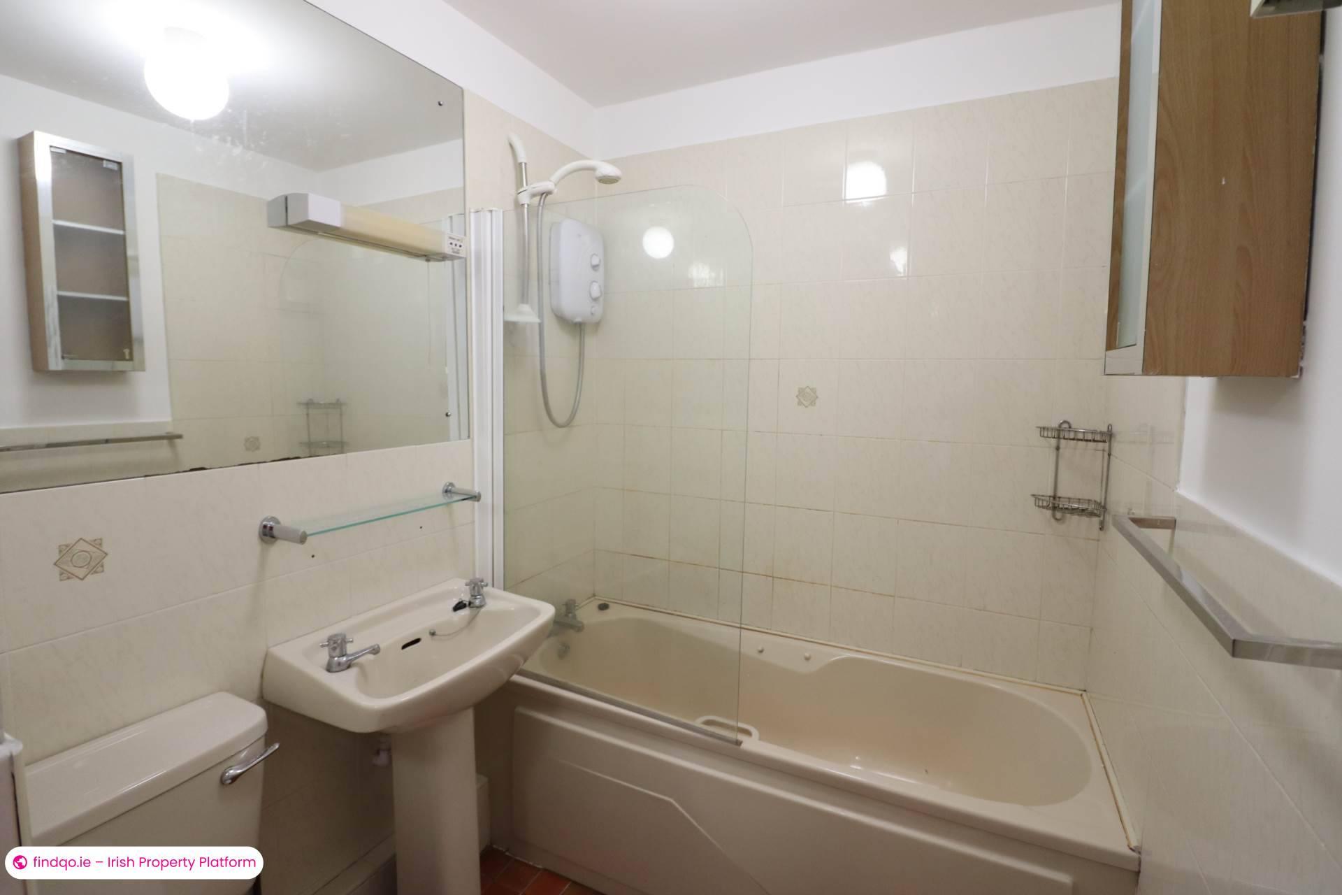 Terraced house for Sale in Salthill, Galway