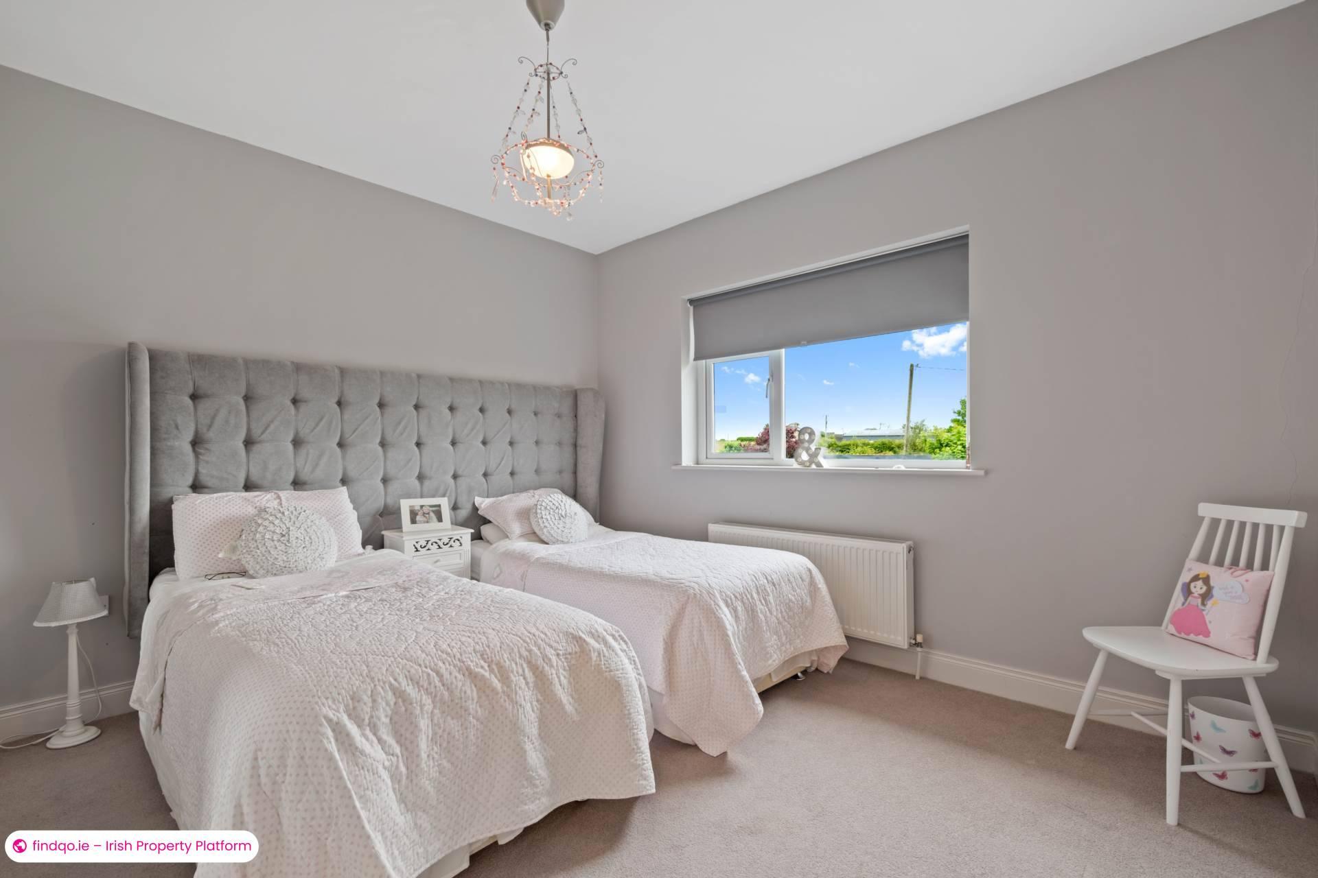 Detached house for Sale in Oranmore, Galway