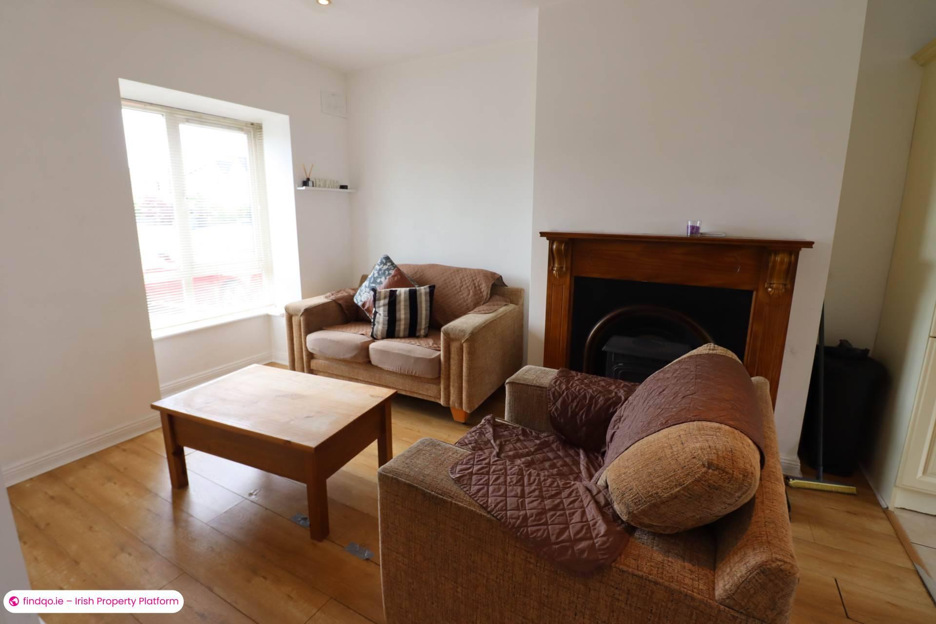 Terraced house for Sale in Oughterard, Galway