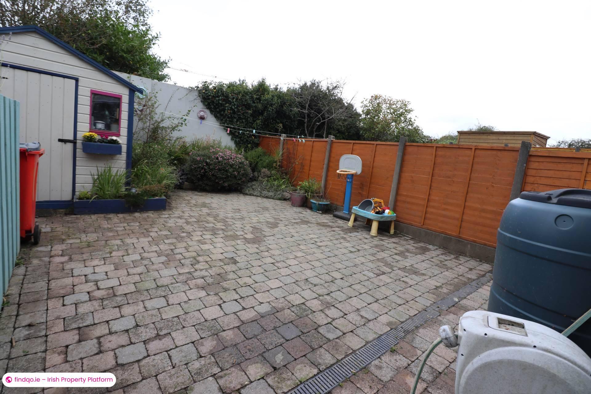 Semi-detached house for Sale in Knocknacarra, Galway