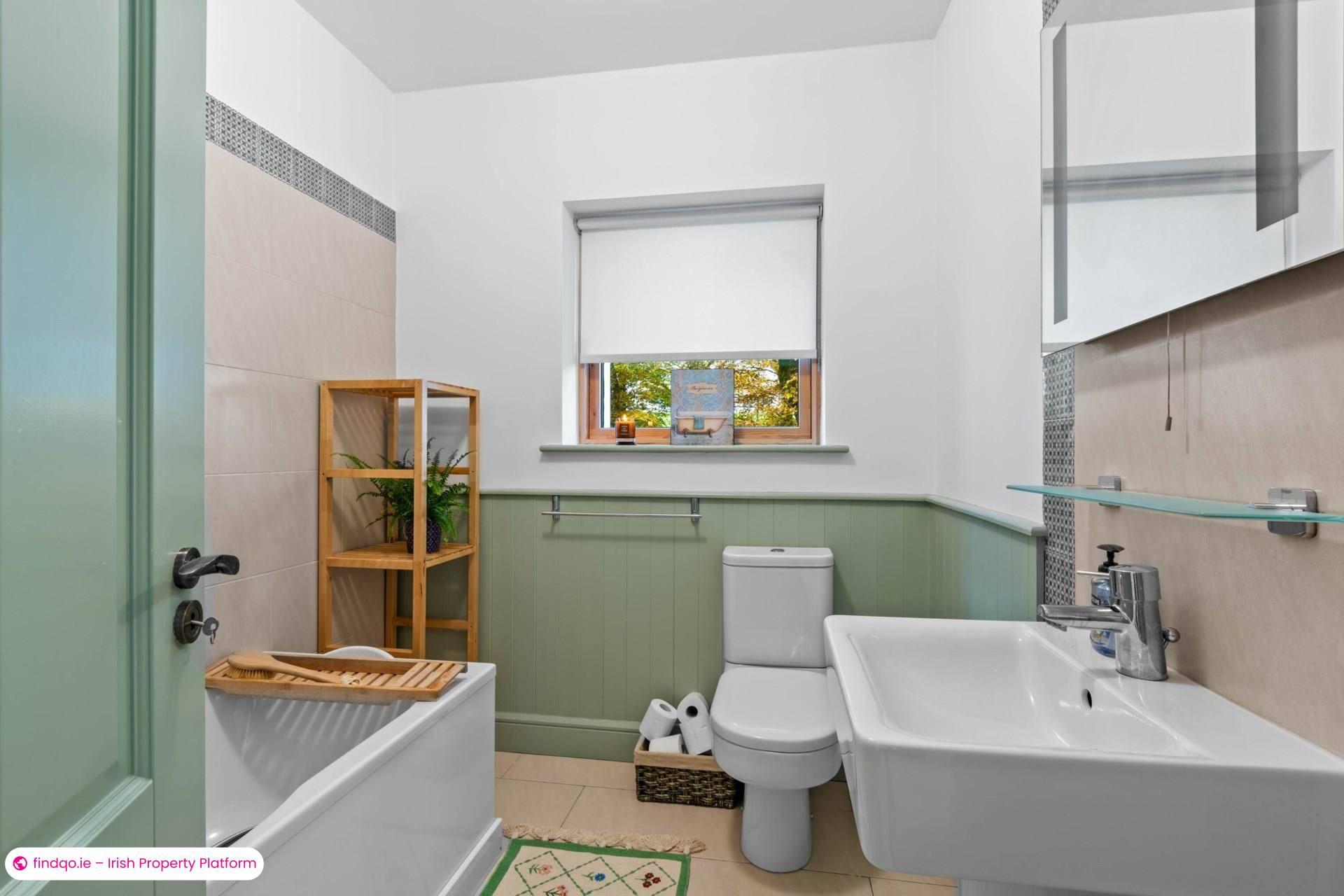 Detached house for Sale in Clarinbridge, Galway