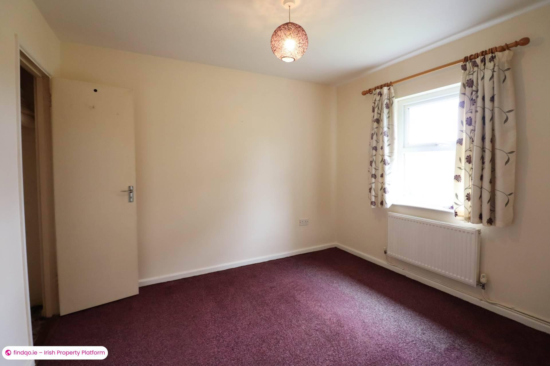 Semi-detached house for Sale in Ballybane, Galway