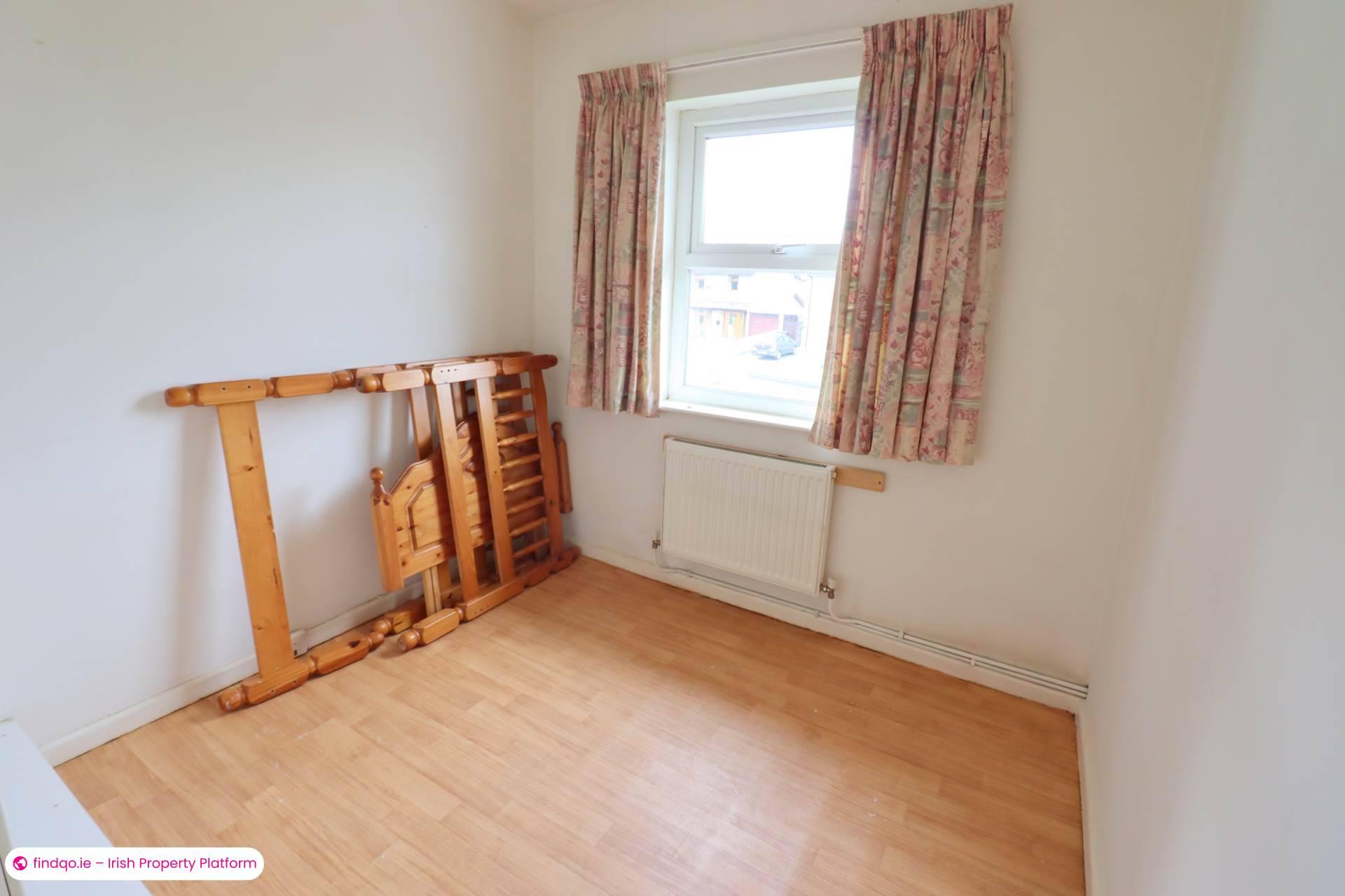 Semi-detached house for Sale in Ballybane, Galway