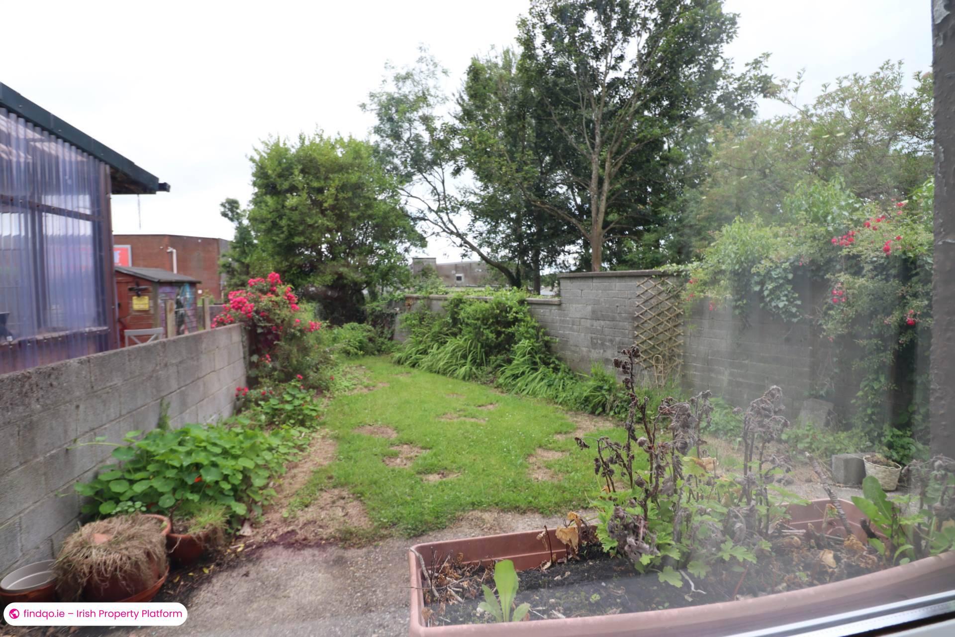 Semi-detached house for Sale in Ballybane, Galway