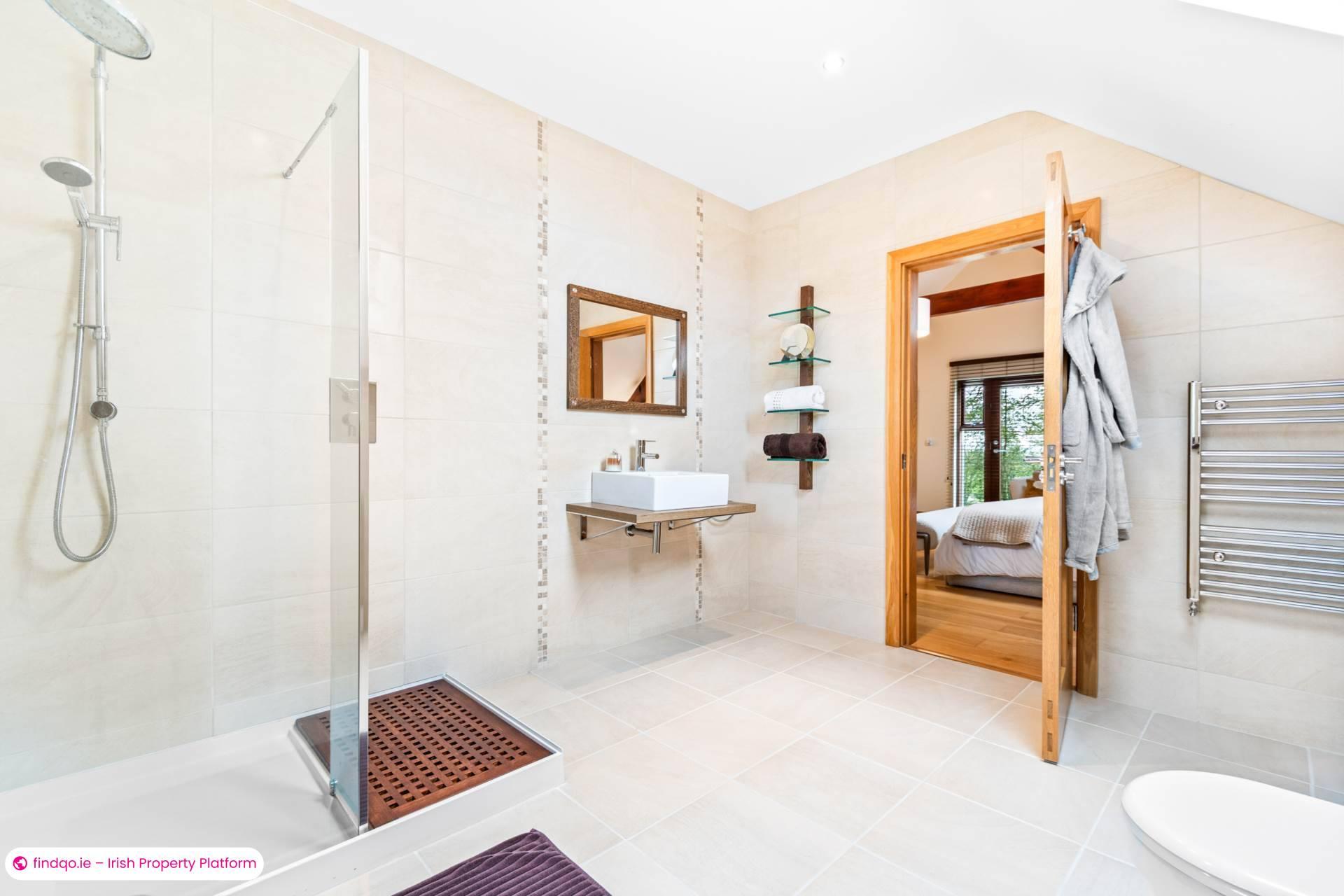 Detached house for Sale in Oranmore, Galway