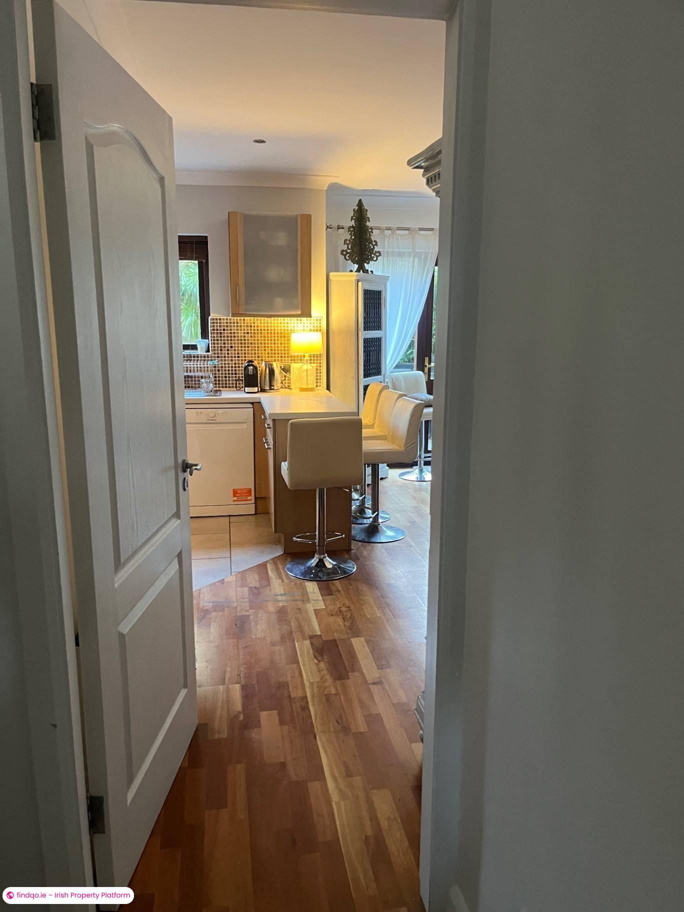 1 Bedroom House for Rent in Killiney, Dublin (County)