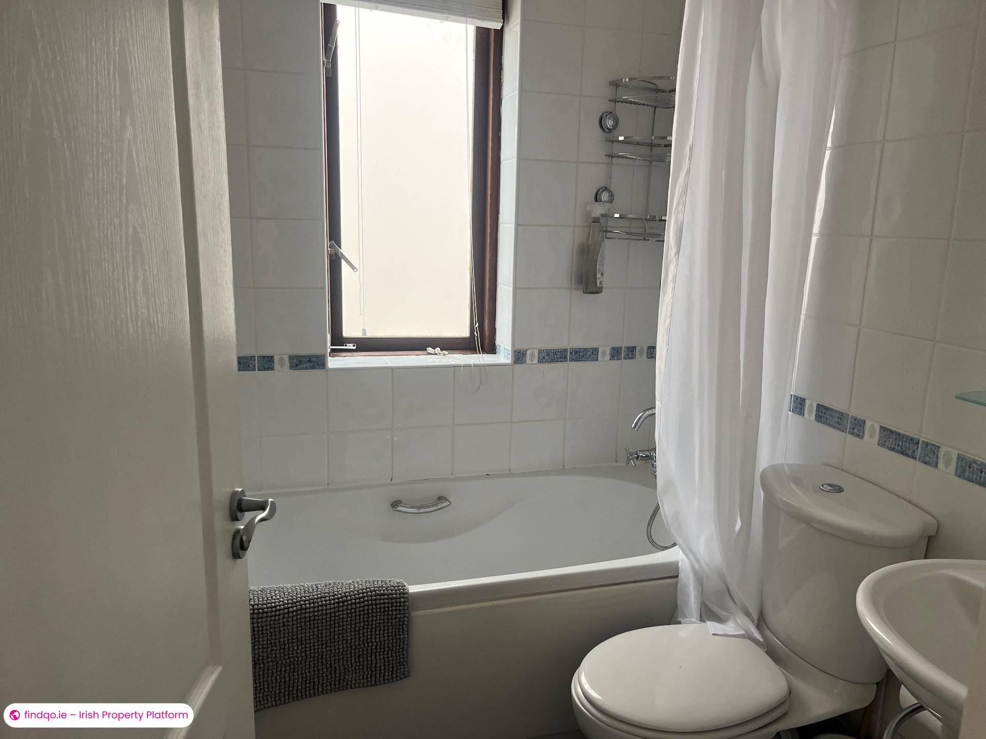 1 Bedroom House for Rent in Killiney, Dublin (County)