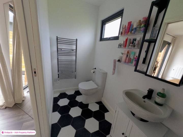 Detached house for Sale in Loughglynn, Roscommon