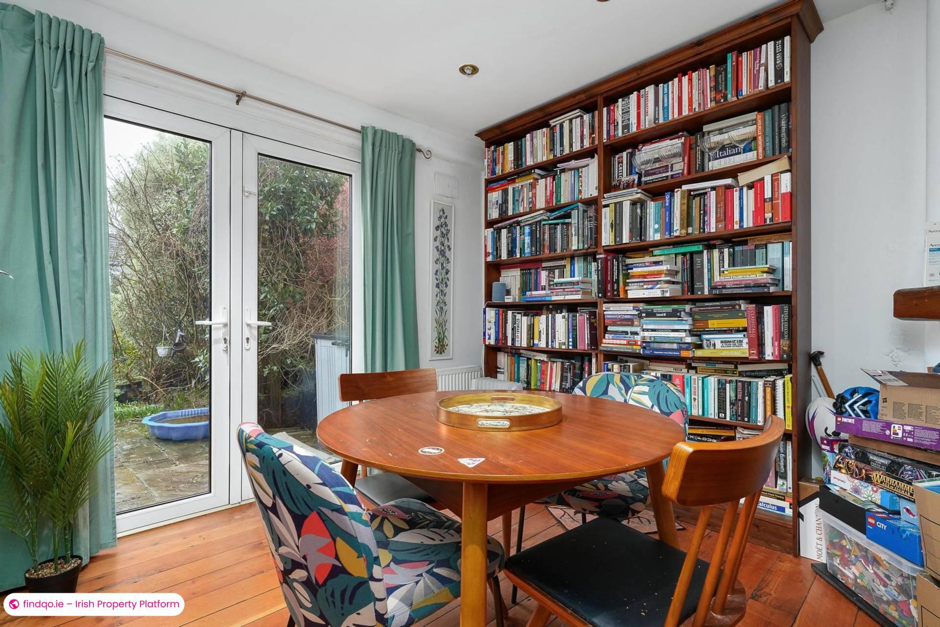 Semi-detached house for Sale in Dublin 7