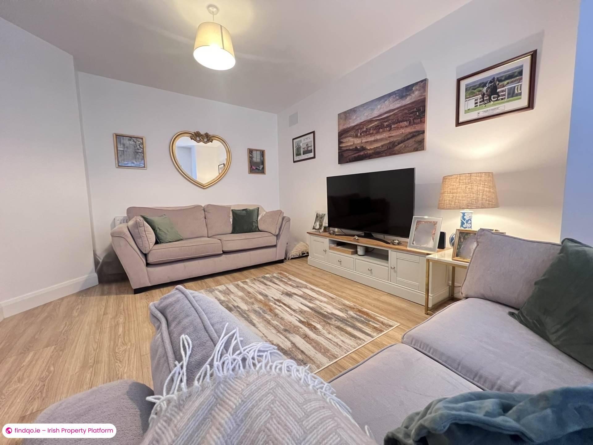 Semi-detached house for Sale in Cashel, Donegal