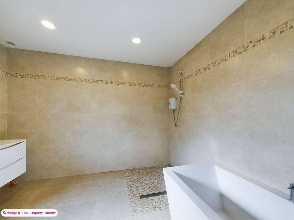 Detached house for Sale in Cross, Waterford