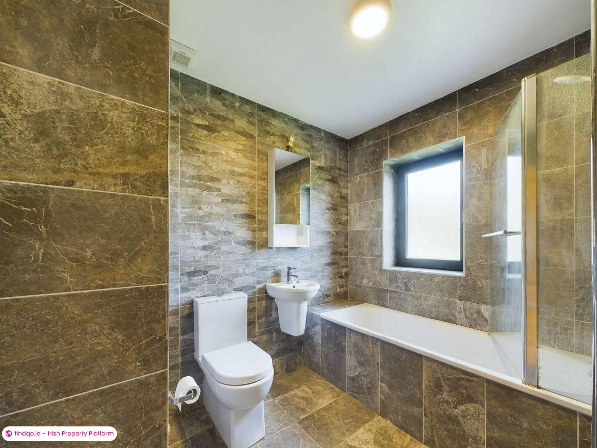 Detached house for Sale in Cross, Waterford