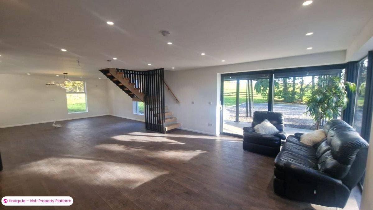 Detached house for Sale in Ballyhaunis, Mayo